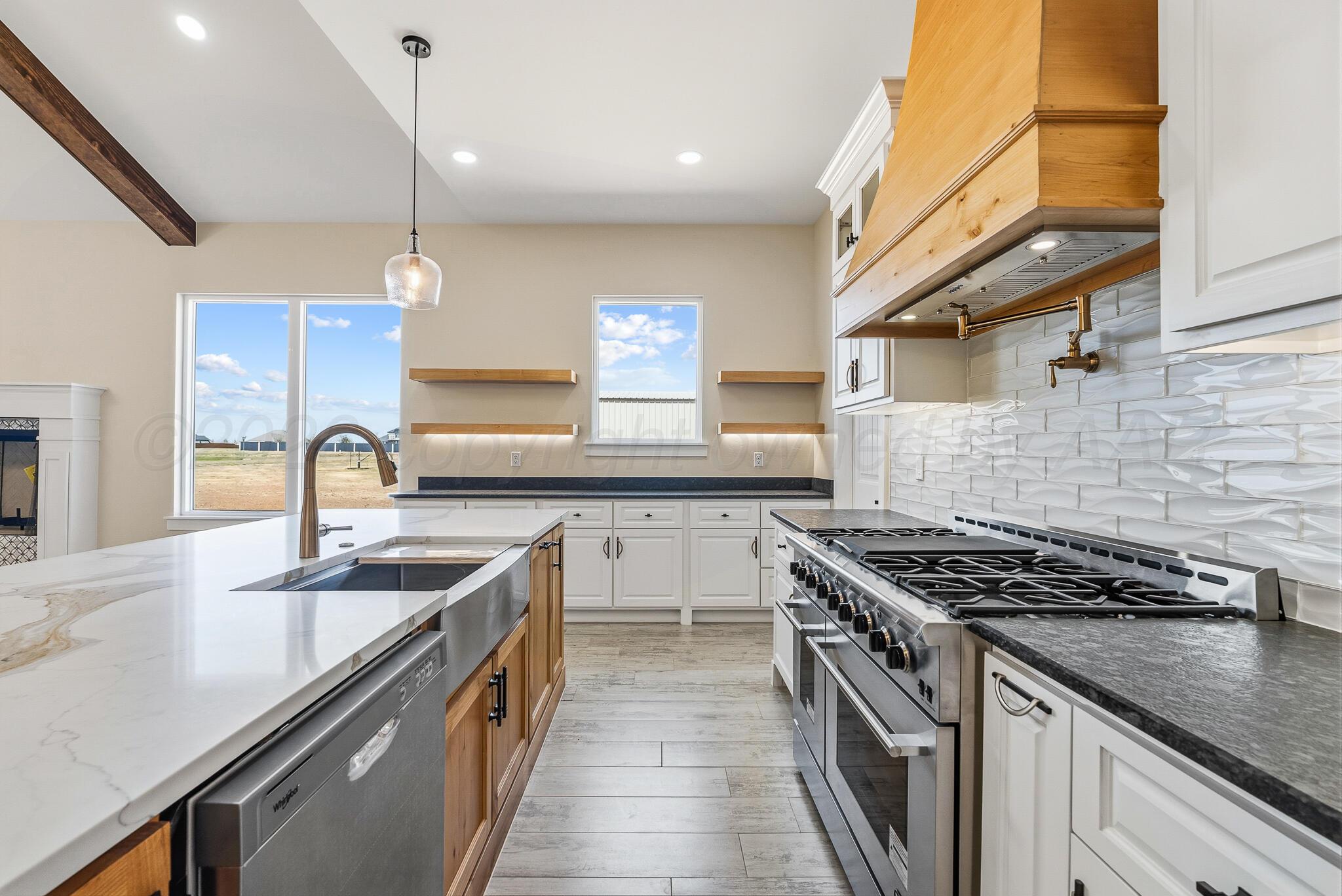 1601 S Fork Avenue Property Photo 8