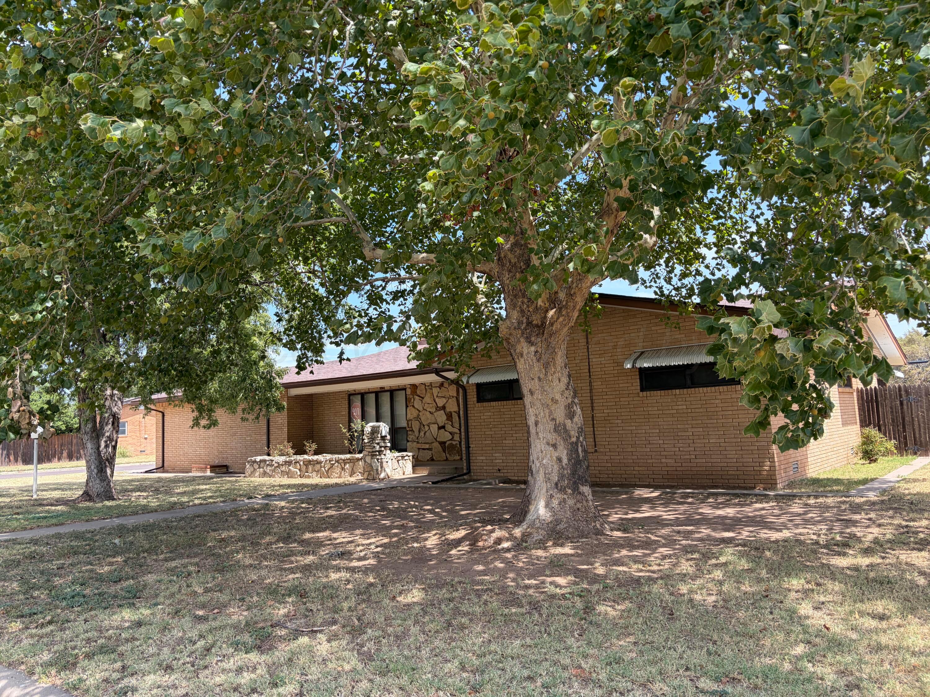 1700 Ellison Street
