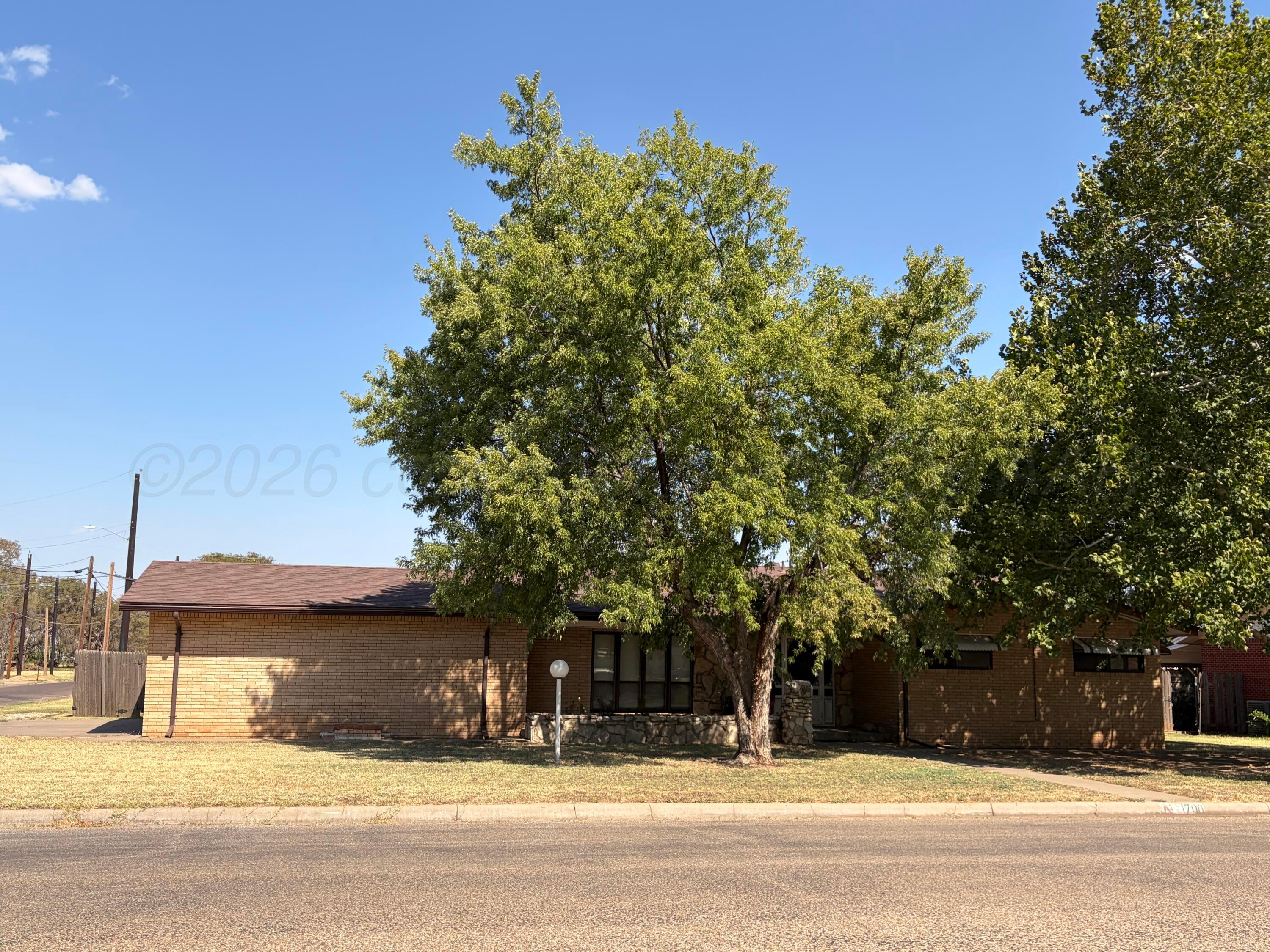 1700 Ellison Street Property Photo 4