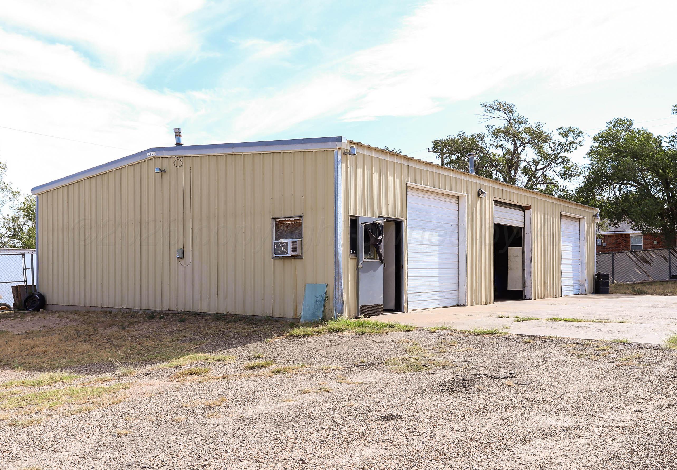7624 River Road Property Photo 13