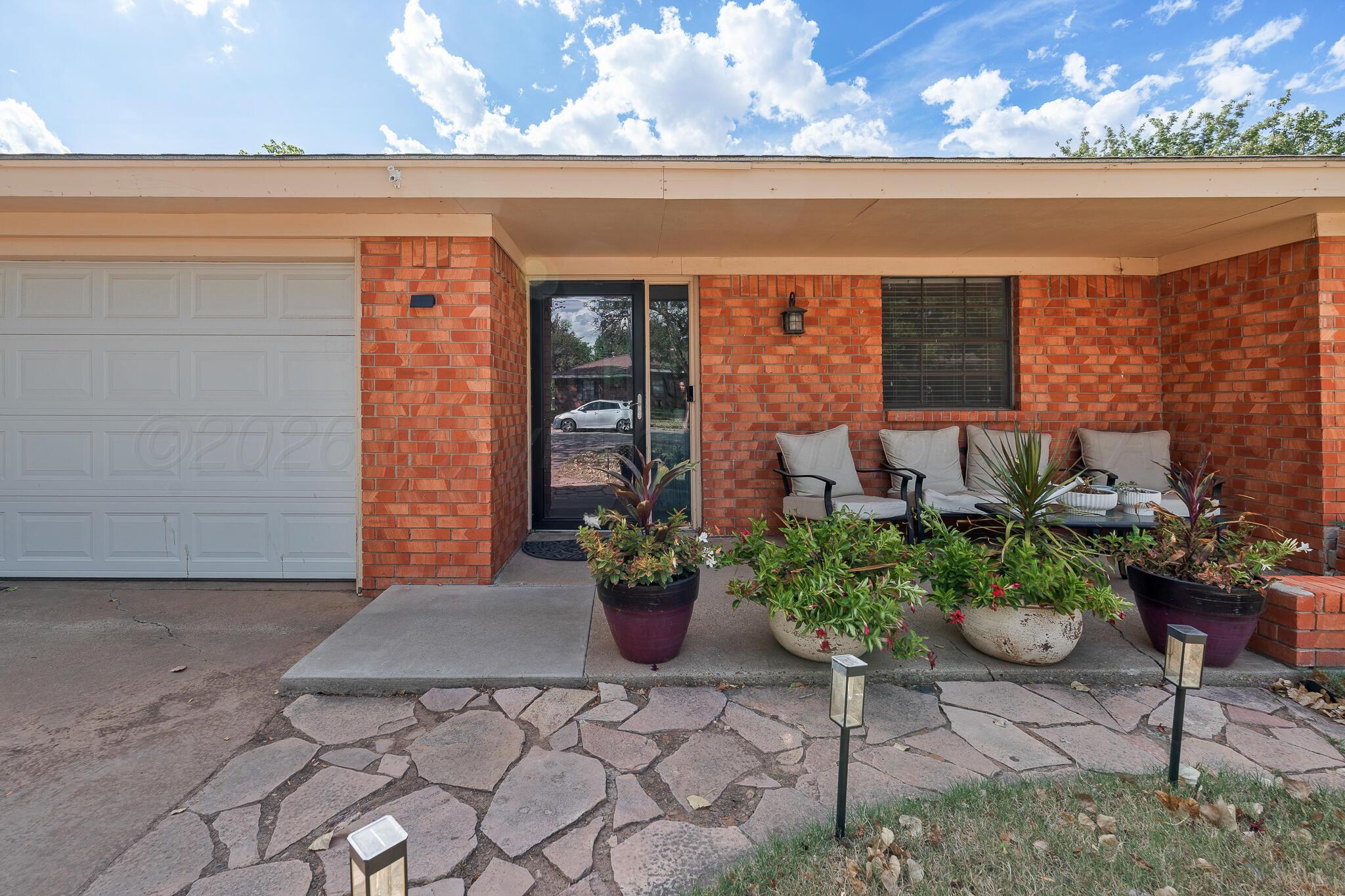 7608 Canode Drive Property Photo 3