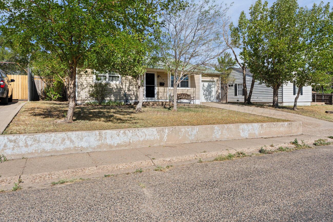 1301 Cooley Drive Property Photo 3