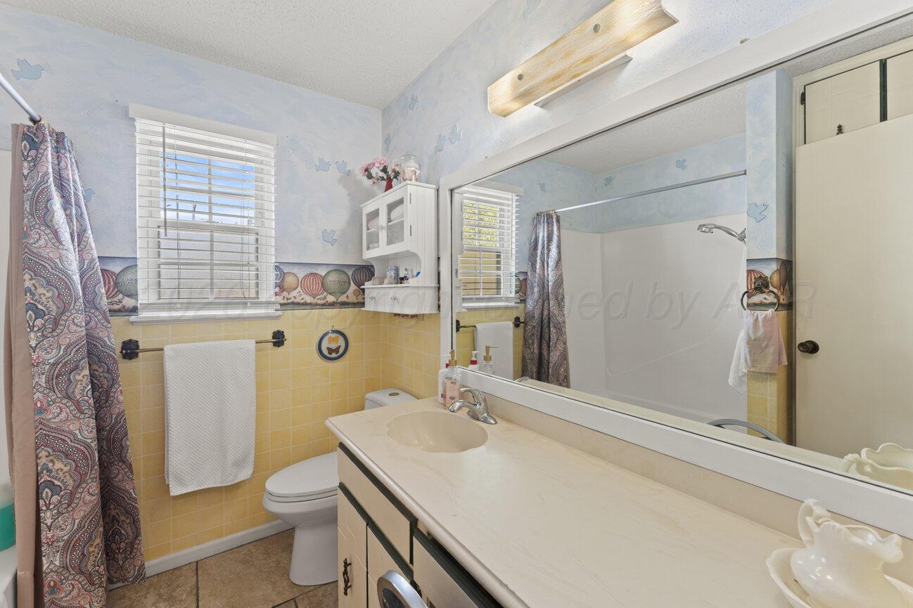 1301 Cooley Drive Property Photo 11