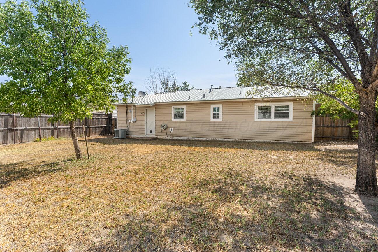 1301 Cooley Drive Property Photo 18
