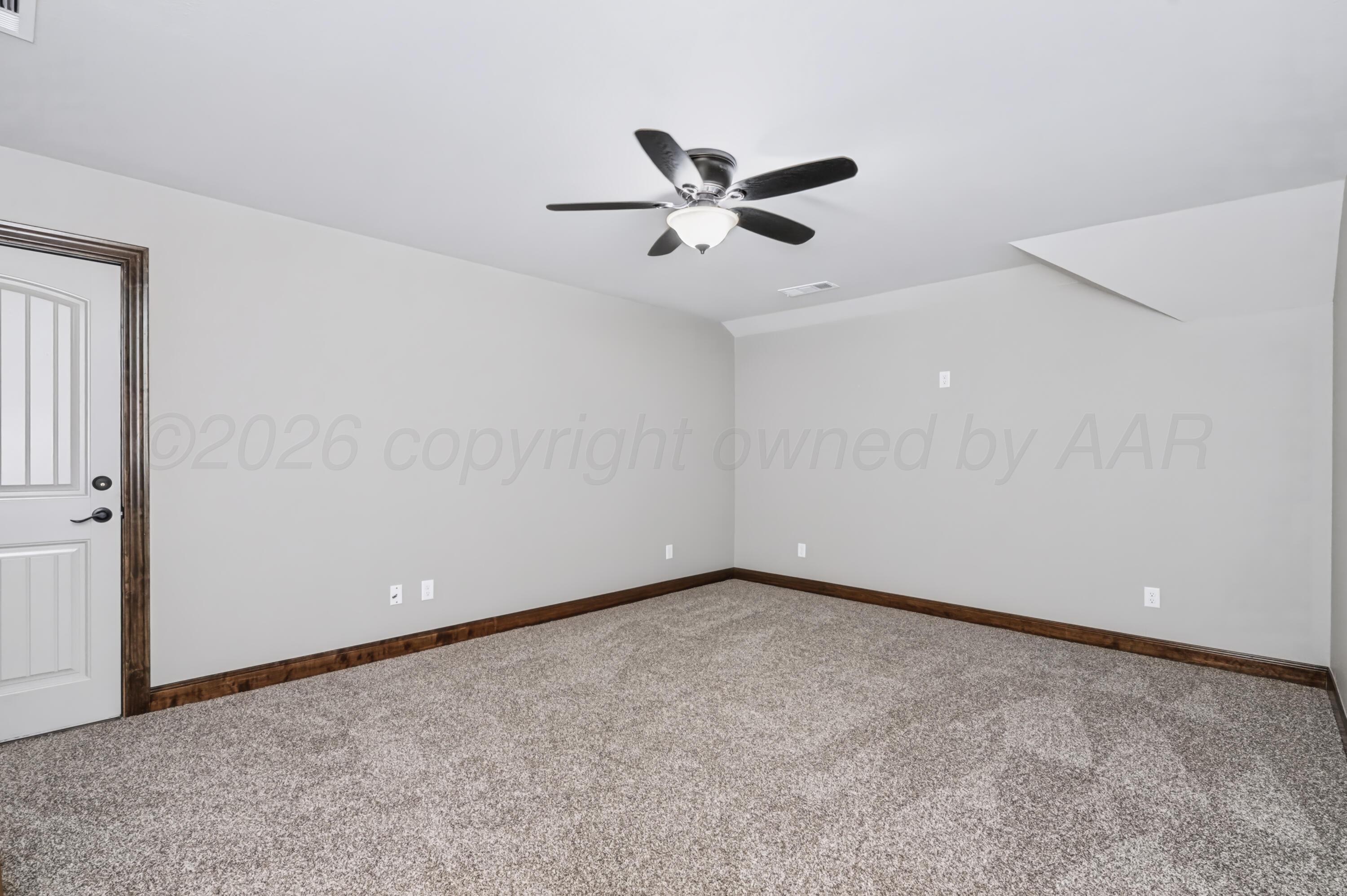 12951 Wandering Road Property Photo 18