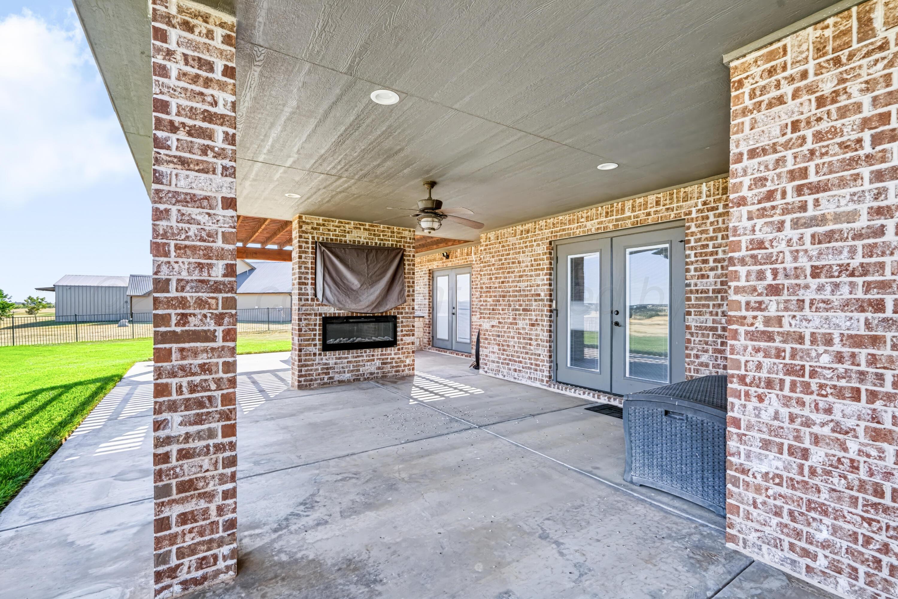12951 Wandering Road Property Photo 23