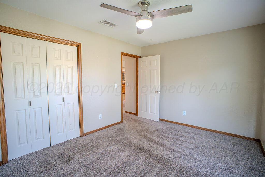 6605 Deer Park Drive Property Photo 9