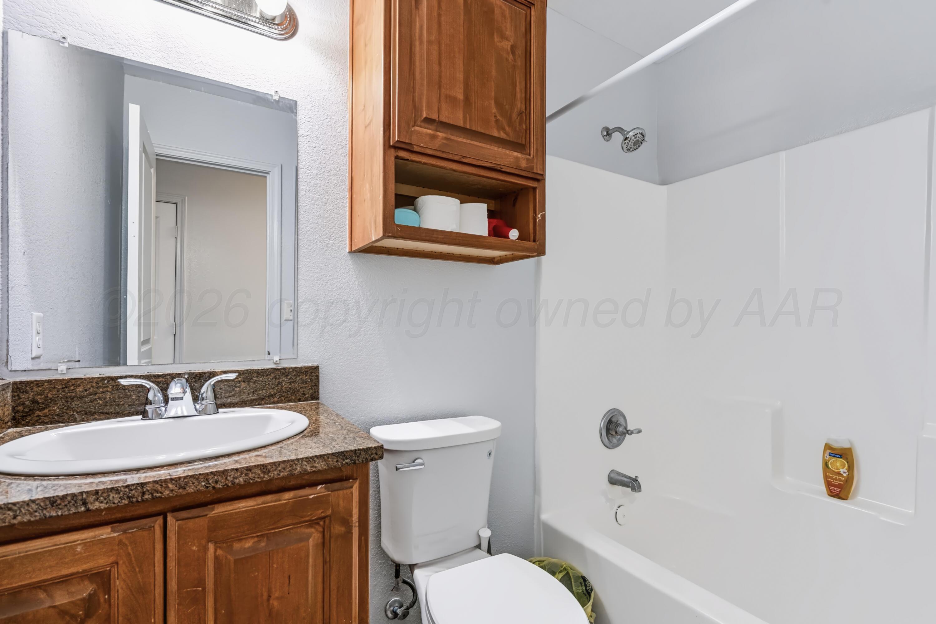 807 N Houston Street Property Photo 21