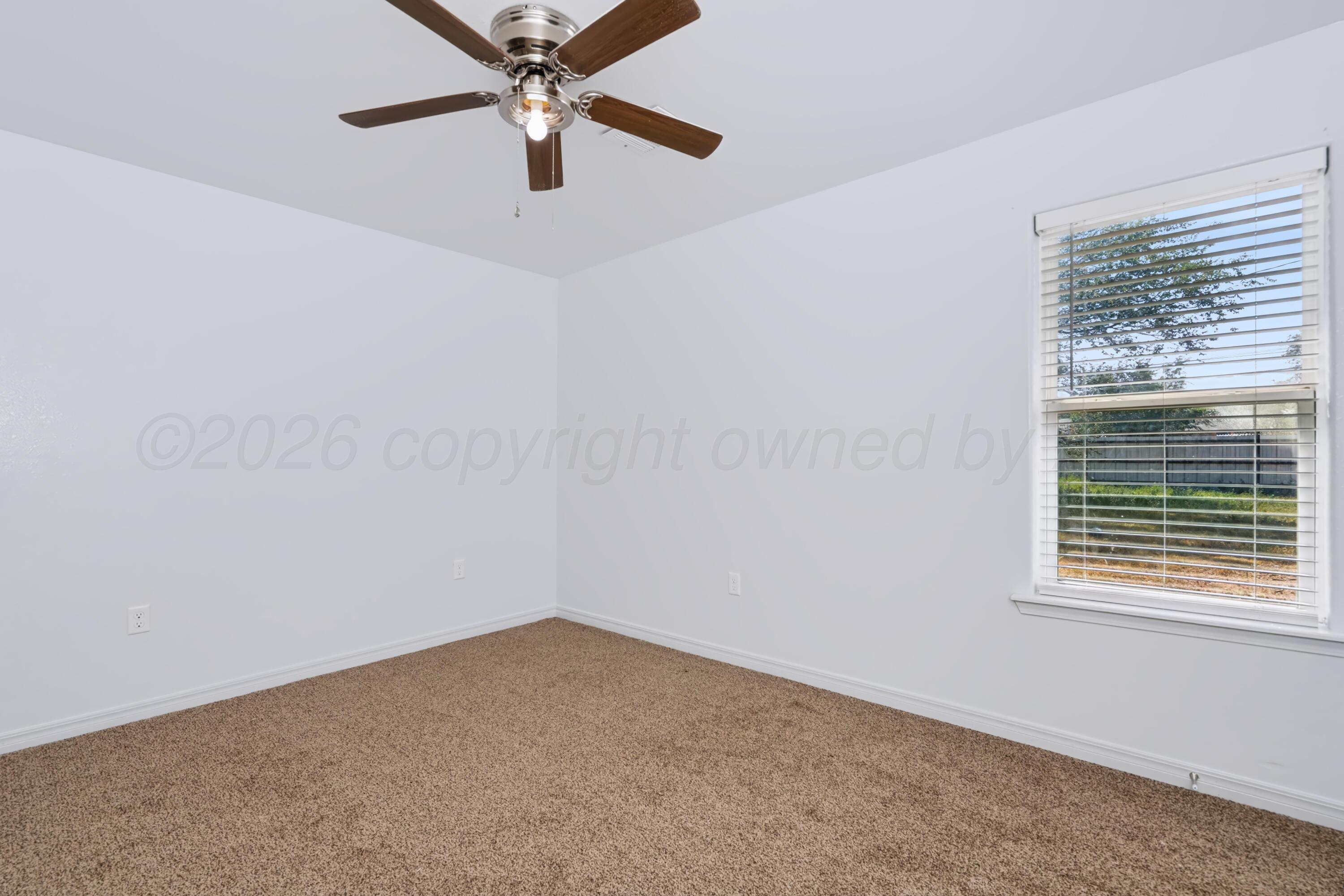 807 N Houston Street Property Photo 23