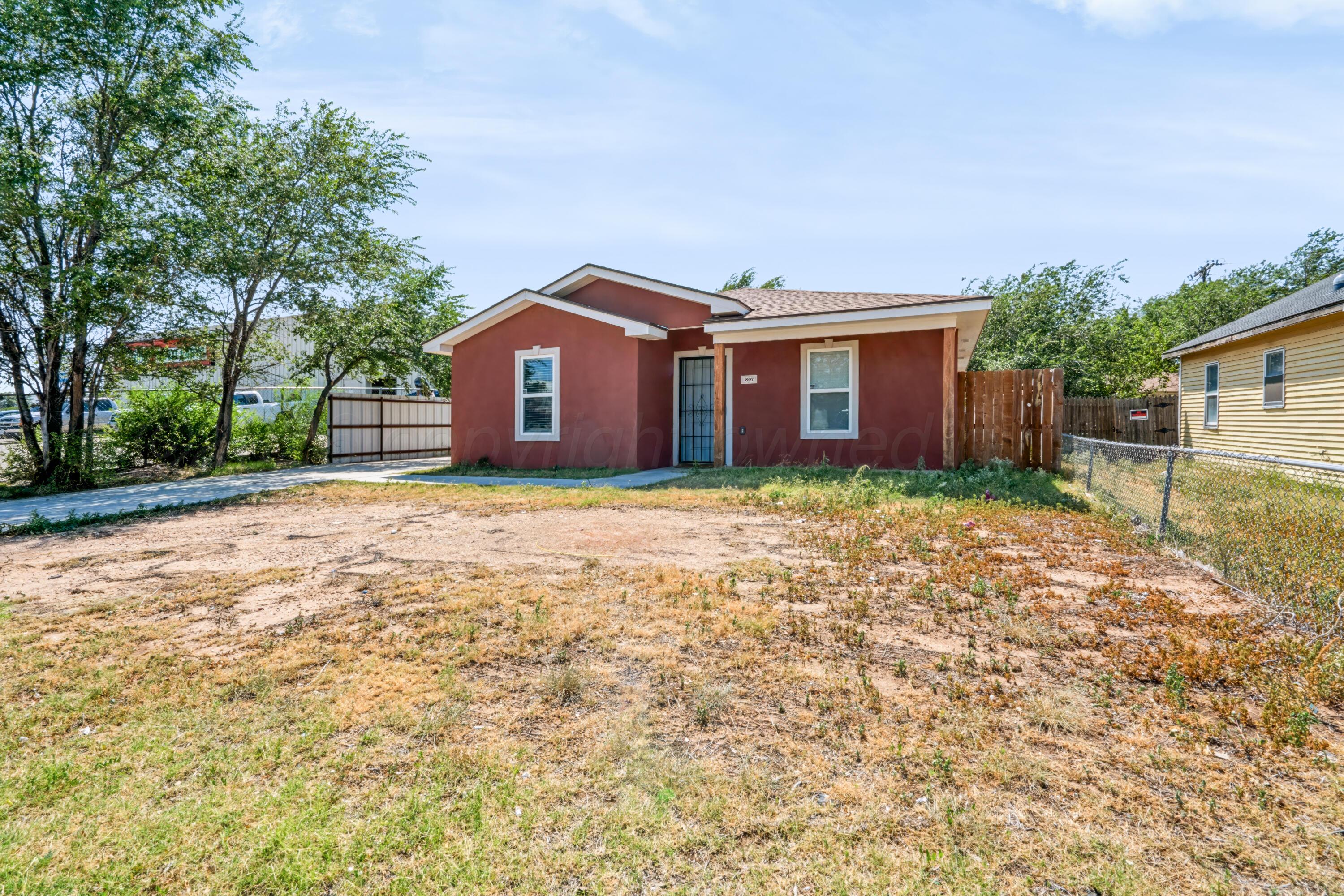 807 N Houston Street Property Photo 26