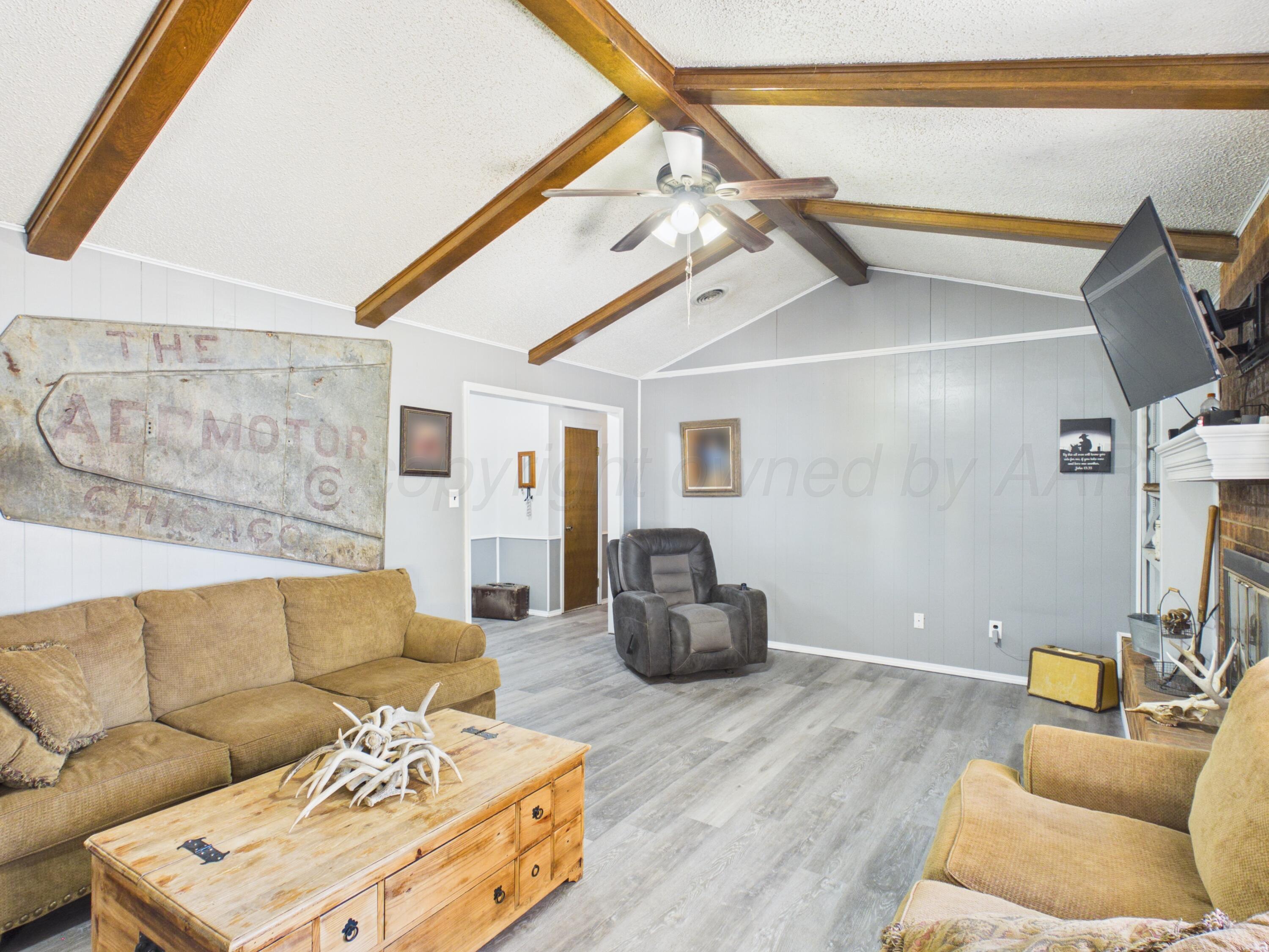 410 Nara Visa Lane Property Photo 9