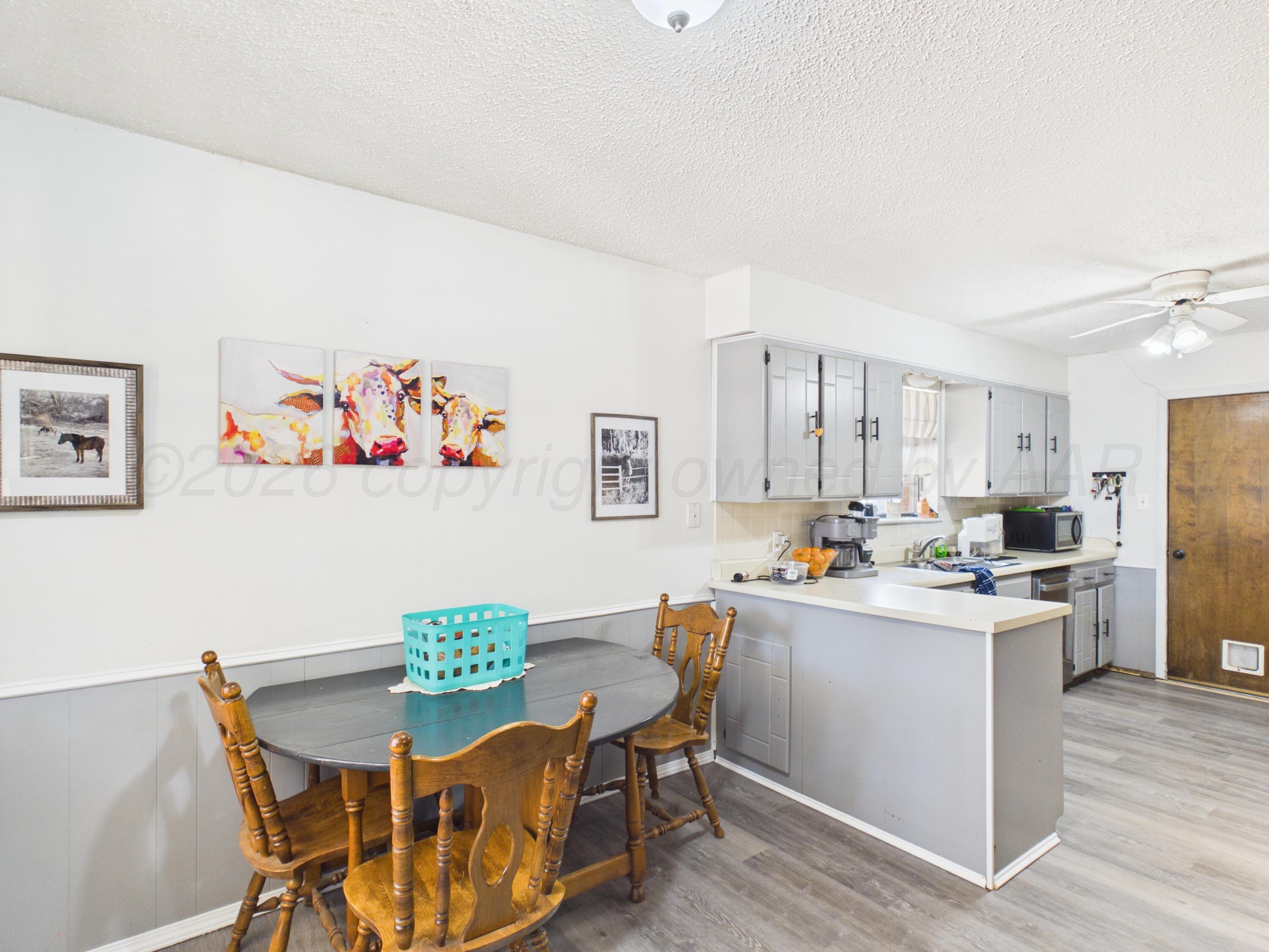410 Nara Visa Lane Property Photo 10