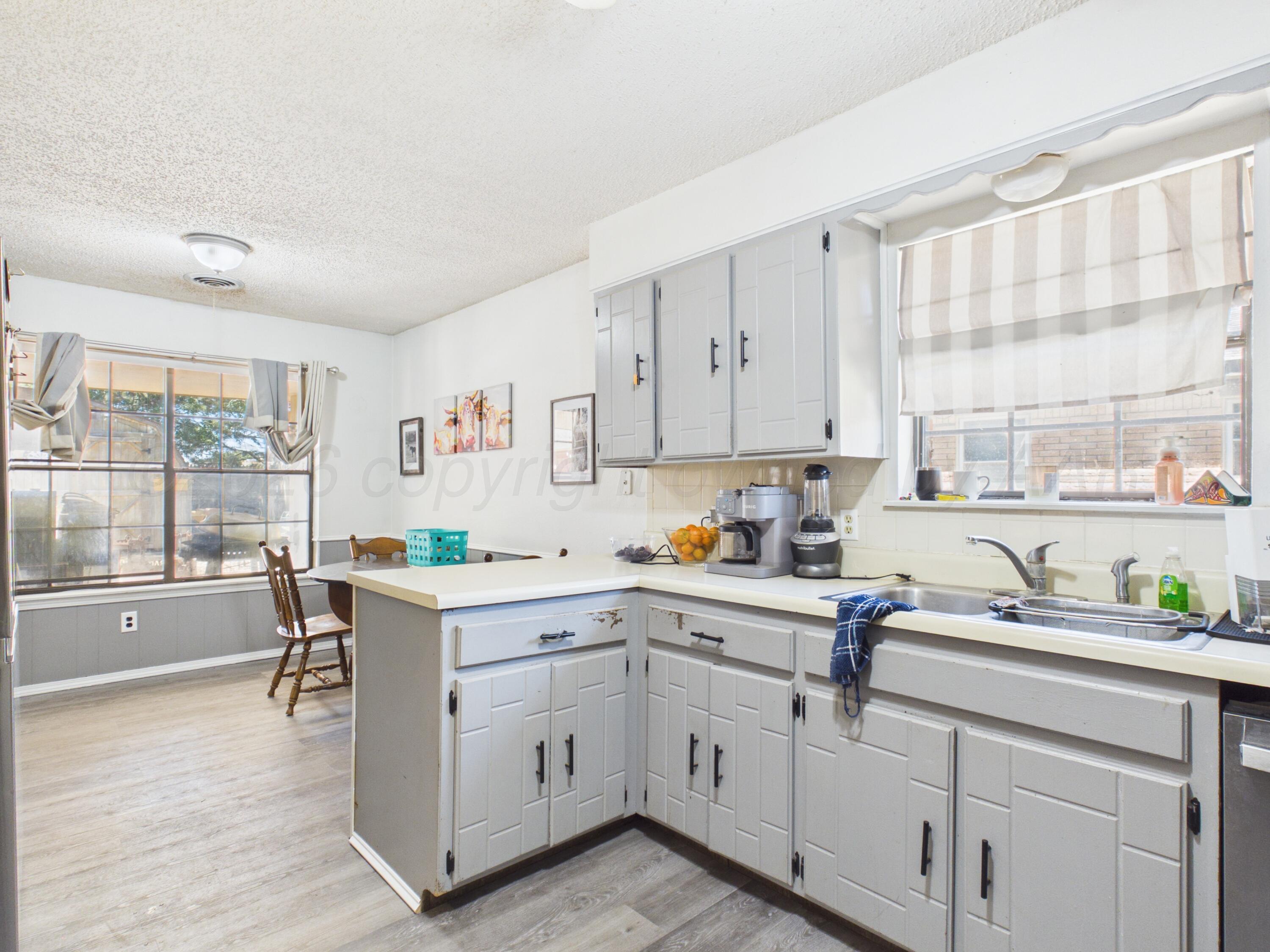 410 Nara Visa Lane Property Photo 13