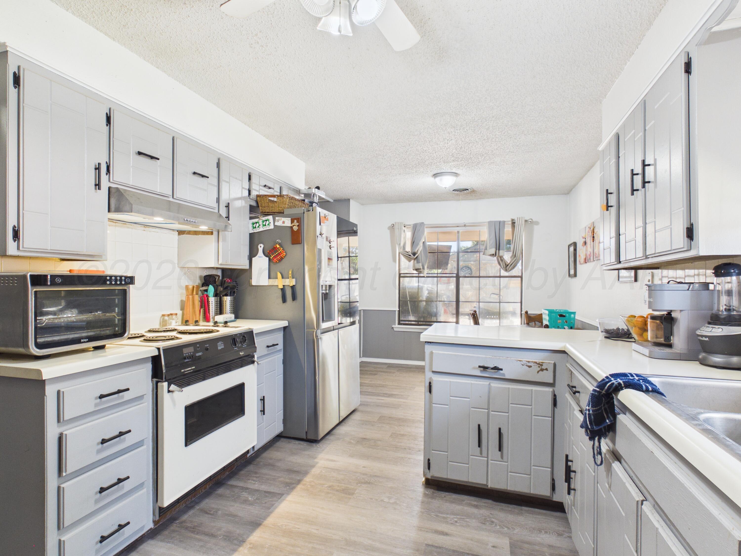 410 Nara Visa Lane Property Photo 14