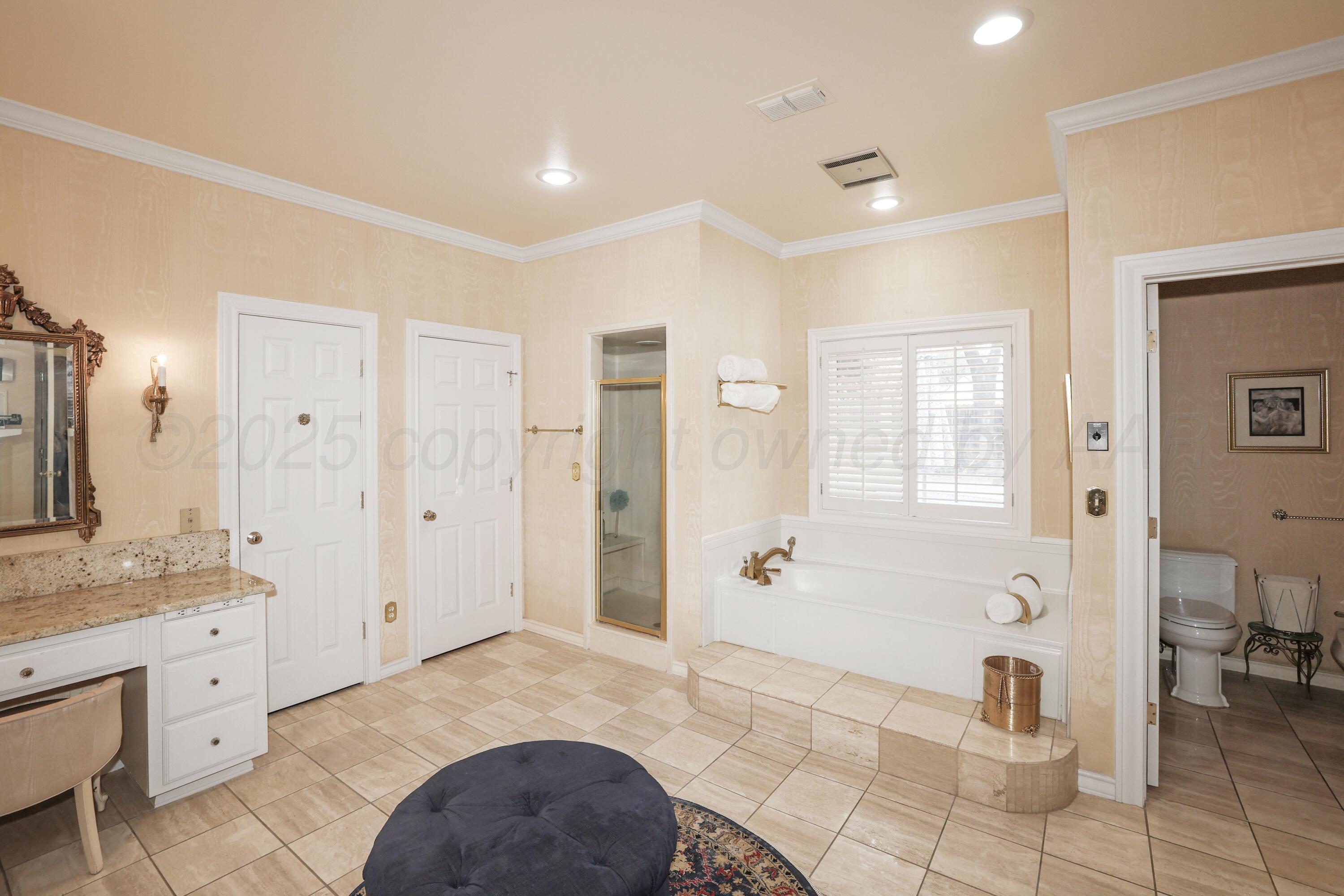 7216 Versailles Drive Property Photo 34