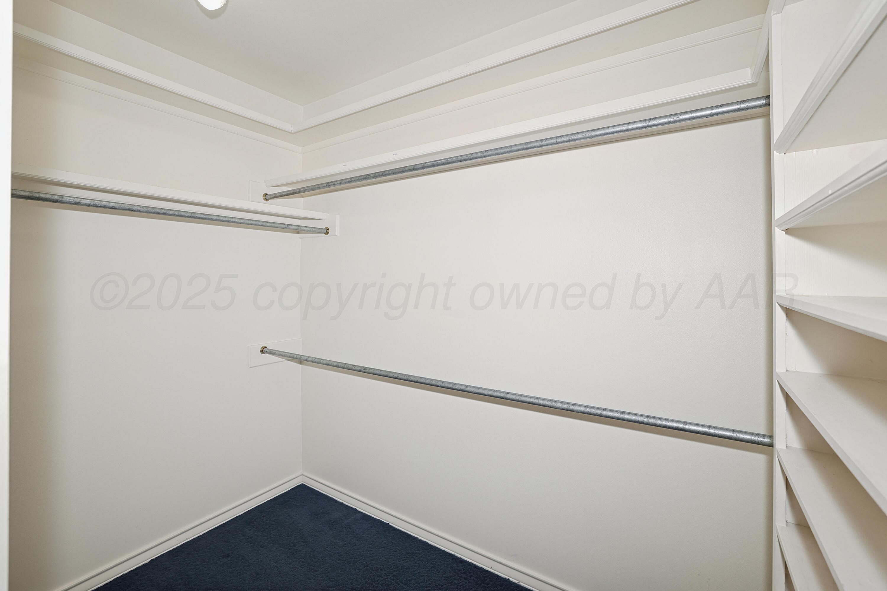 7216 Versailles Drive Property Photo 37