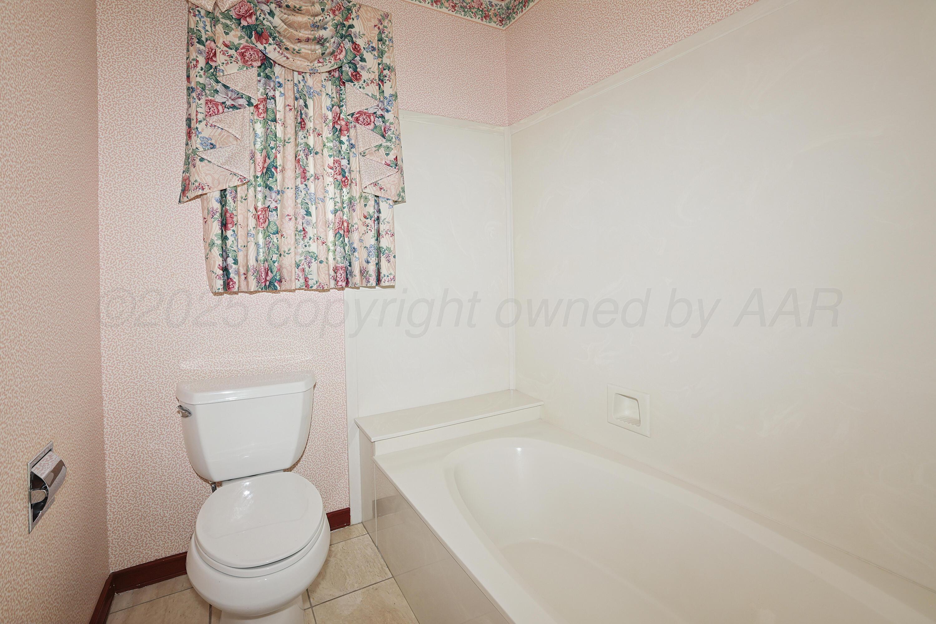 7216 Versailles Drive Property Photo 43