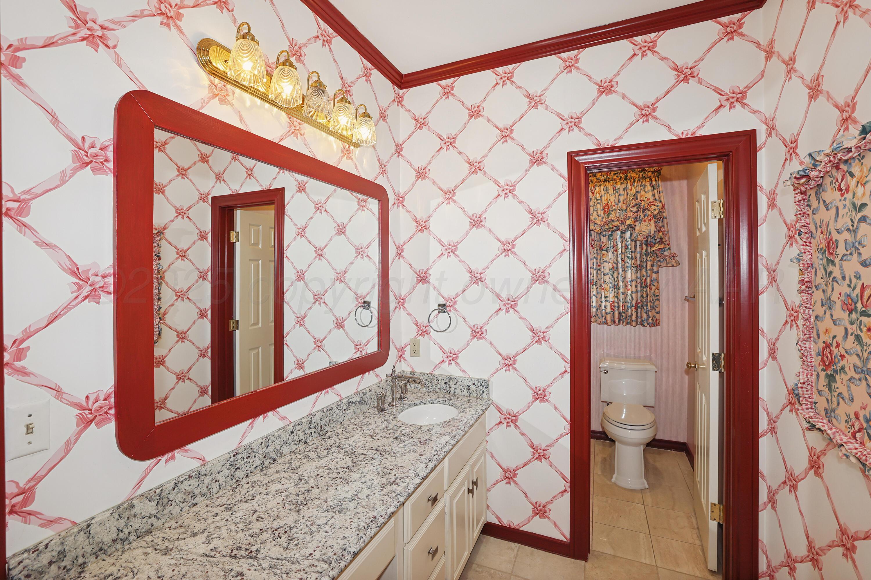 7216 Versailles Drive Property Photo 46