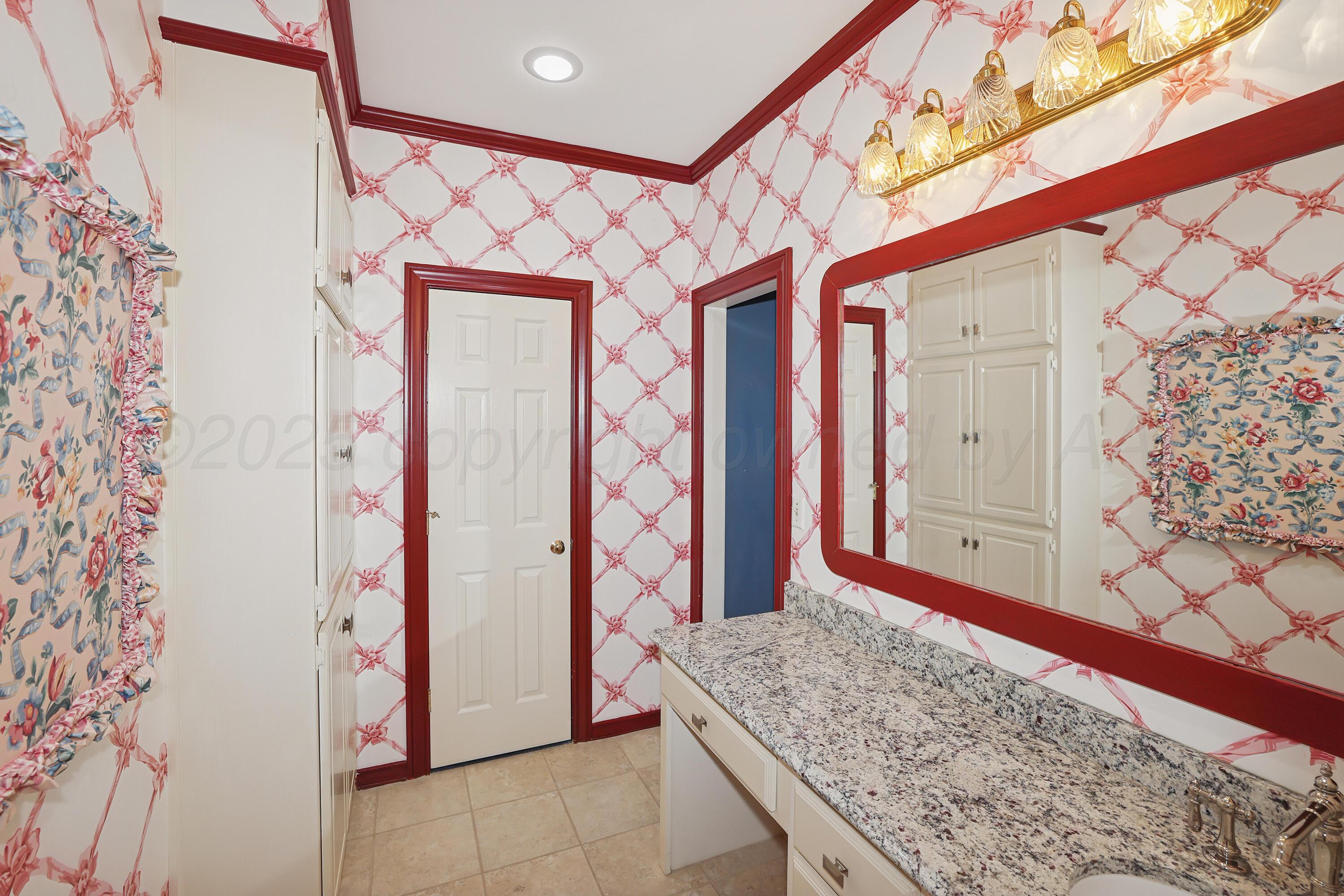 7216 Versailles Drive Property Photo 47