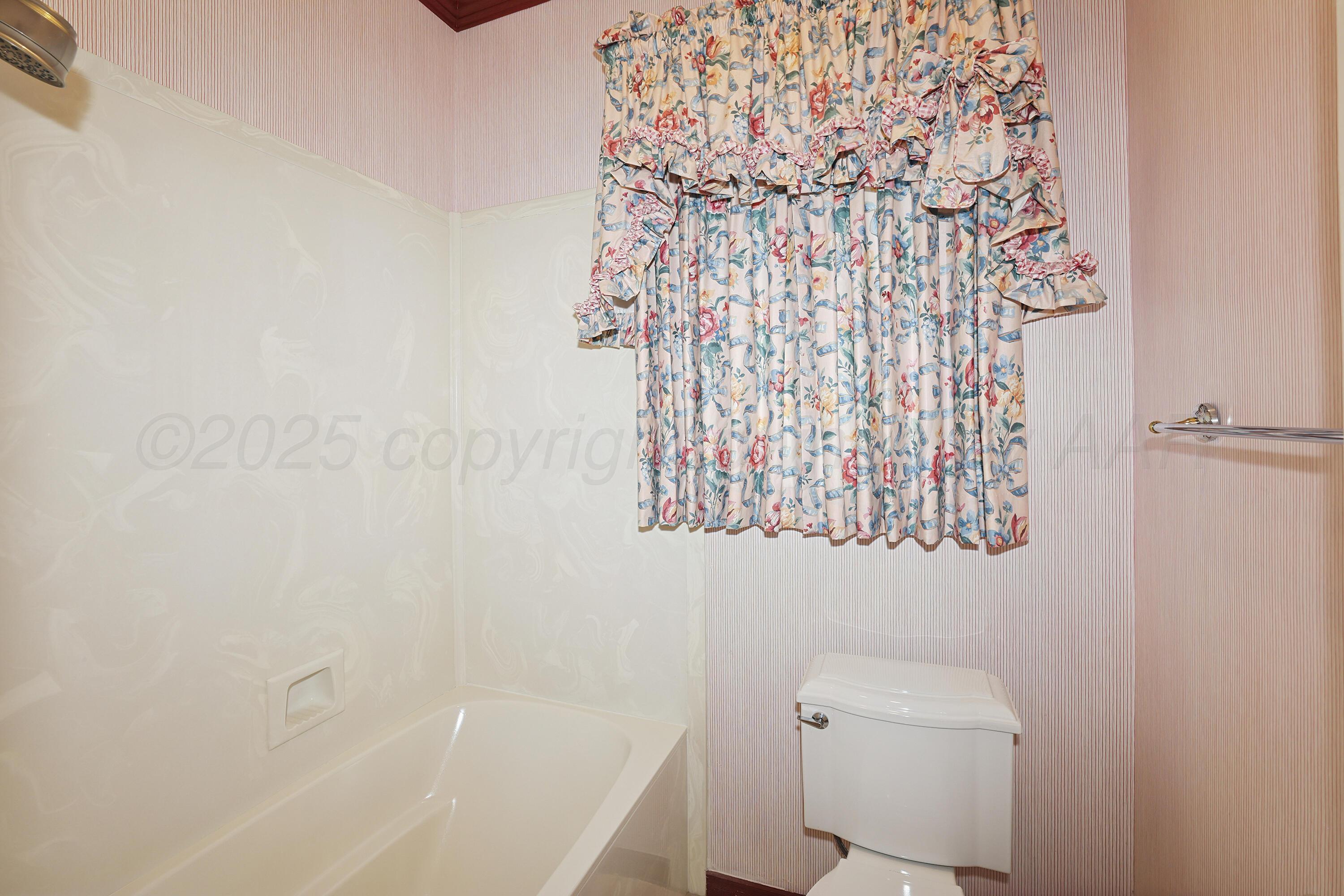7216 Versailles Drive Property Photo 48