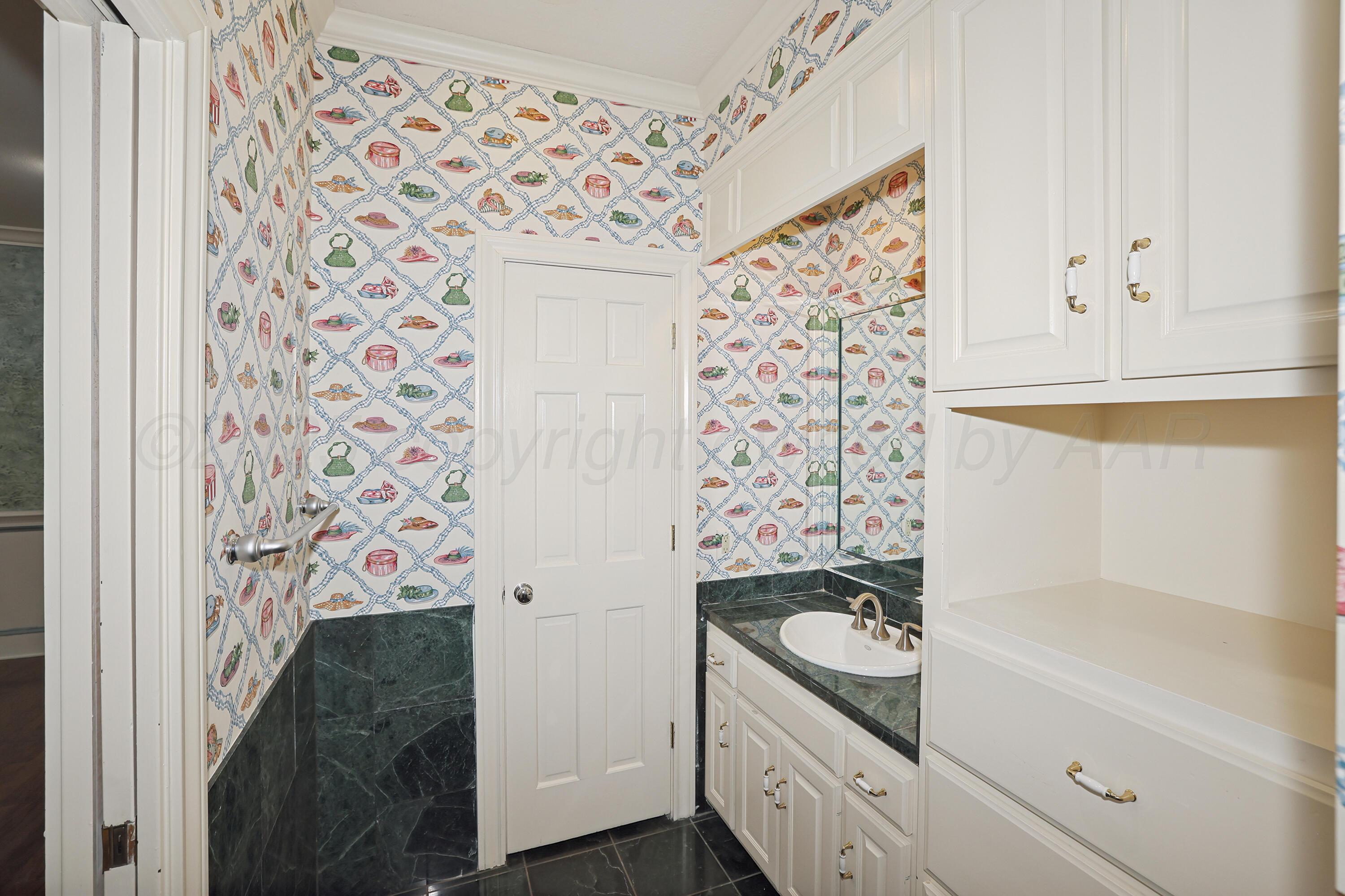7216 Versailles Drive Property Photo 51