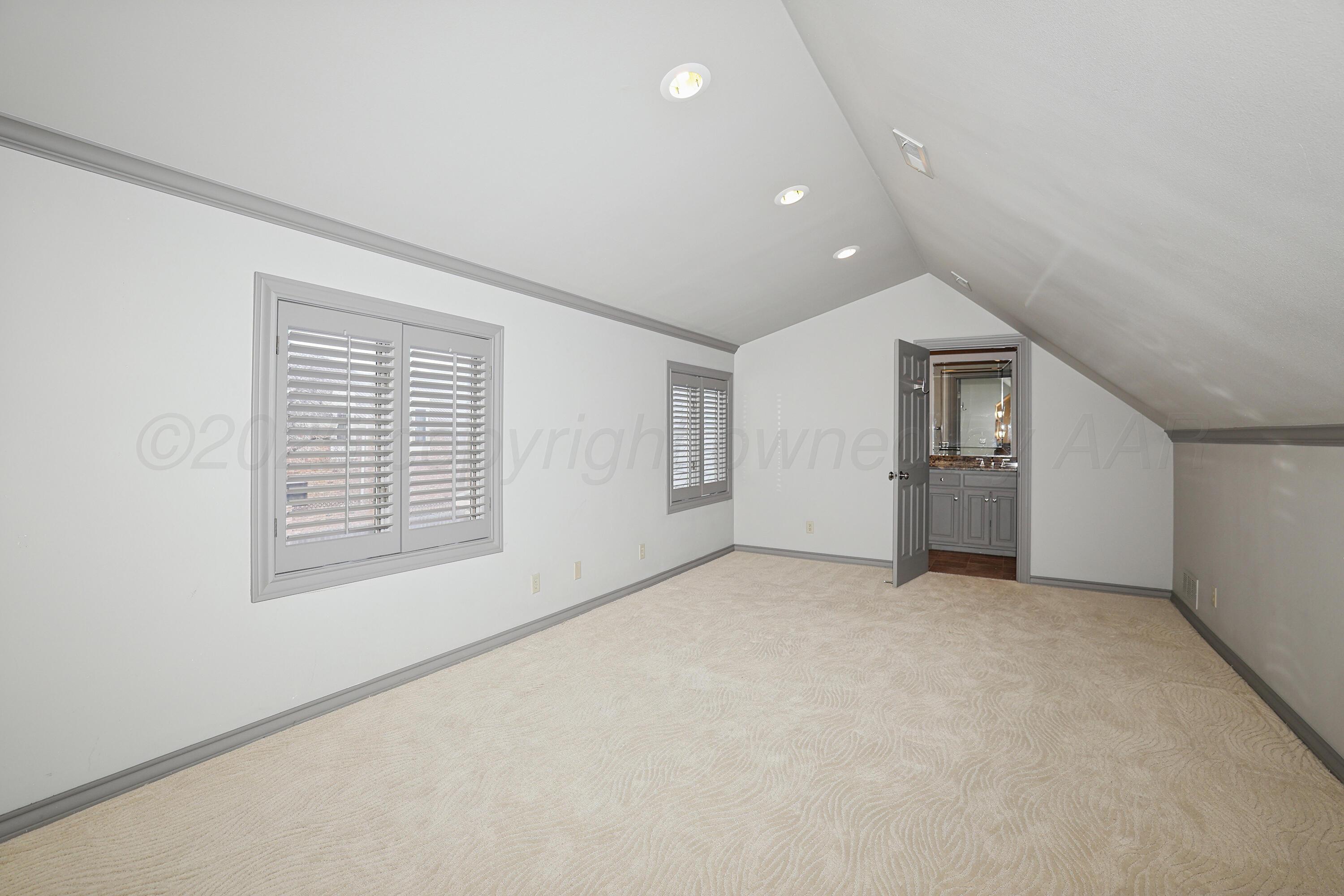 7216 Versailles Drive Property Photo 55