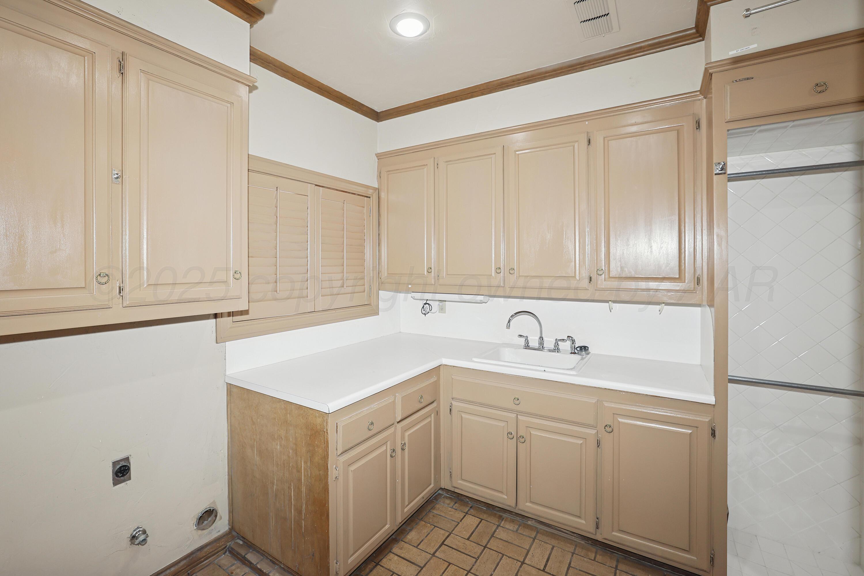 7216 Versailles Drive Property Photo 72