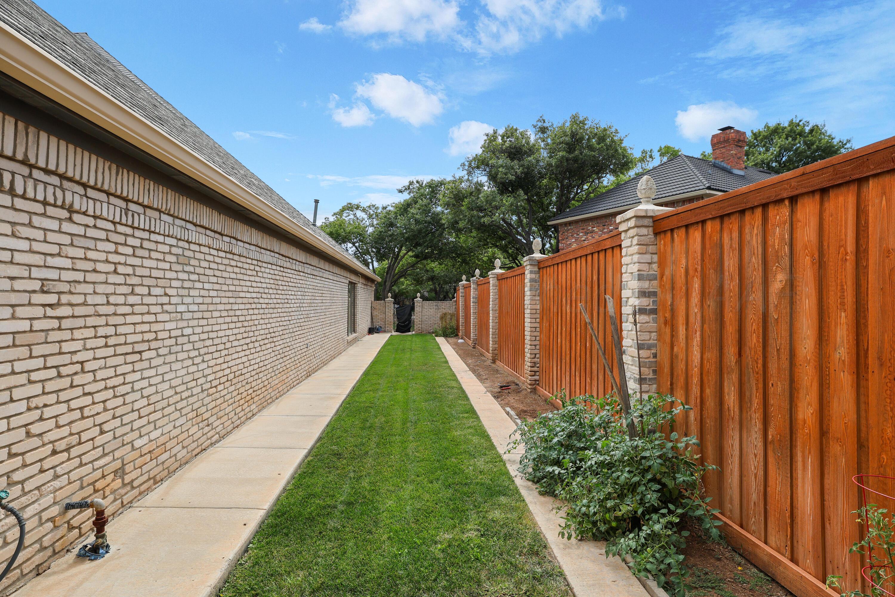 7216 Versailles Drive Property Photo 81