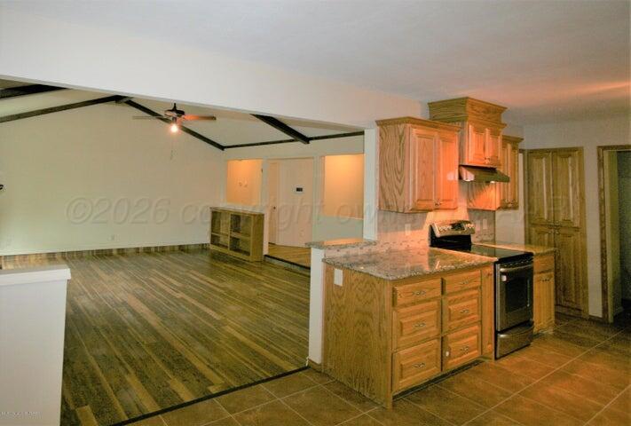 4431 Evelyn Street Property Photo 4
