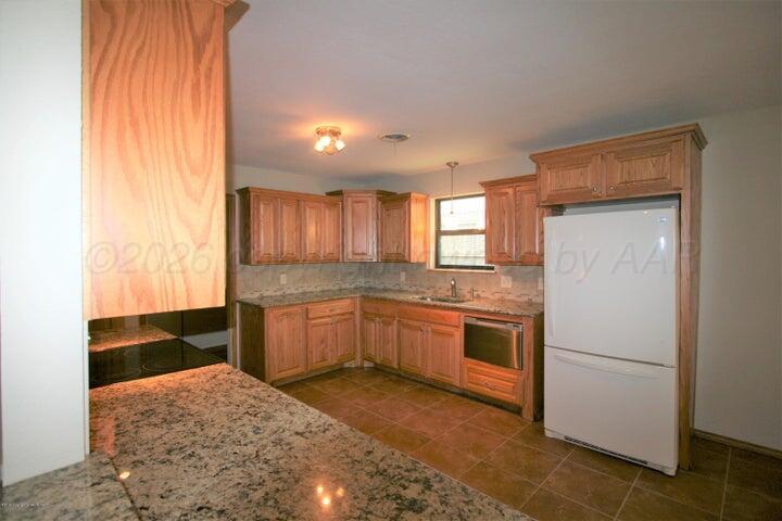 4431 Evelyn Street Property Photo 5