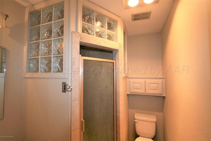 4431 Evelyn Street Property Photo 13