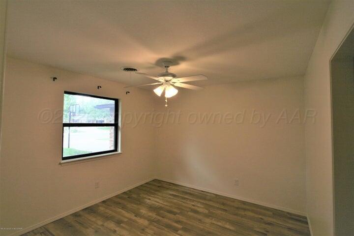 4431 Evelyn Street Property Photo 15
