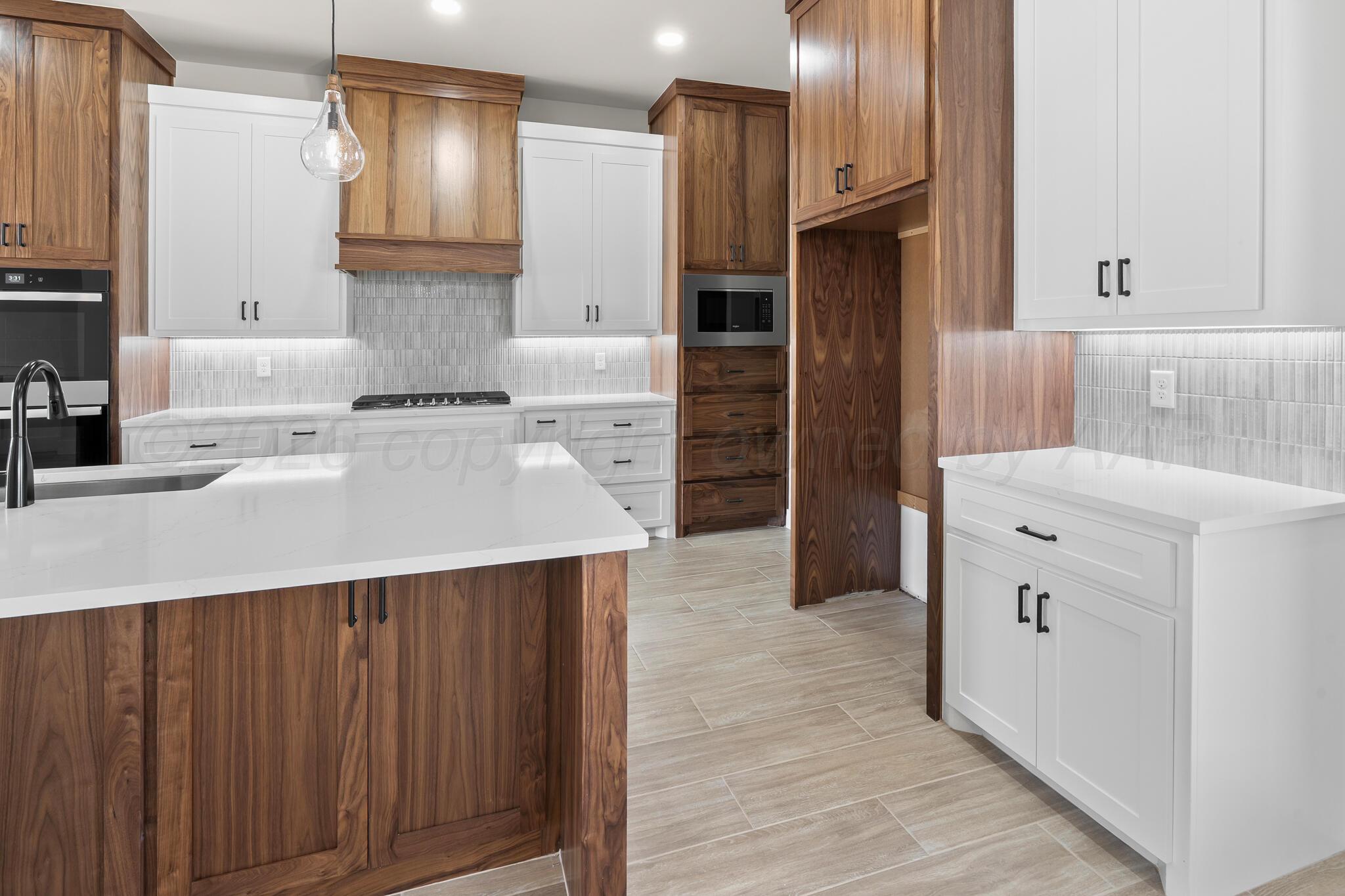 15 Thicket Drive Property Photo 8