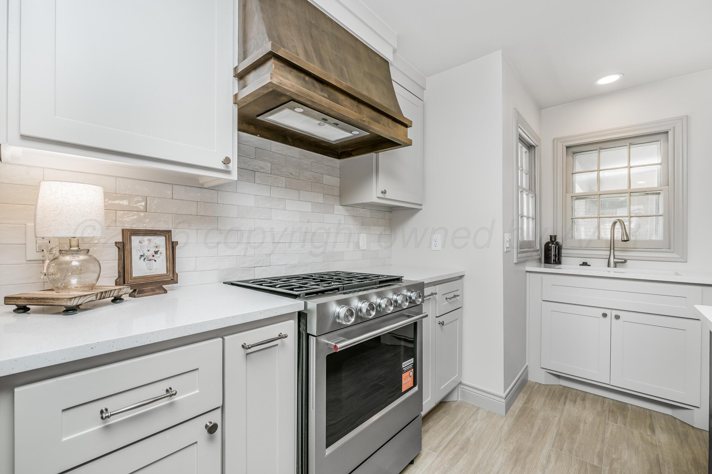 3208 S Austin Street Property Photo 7
