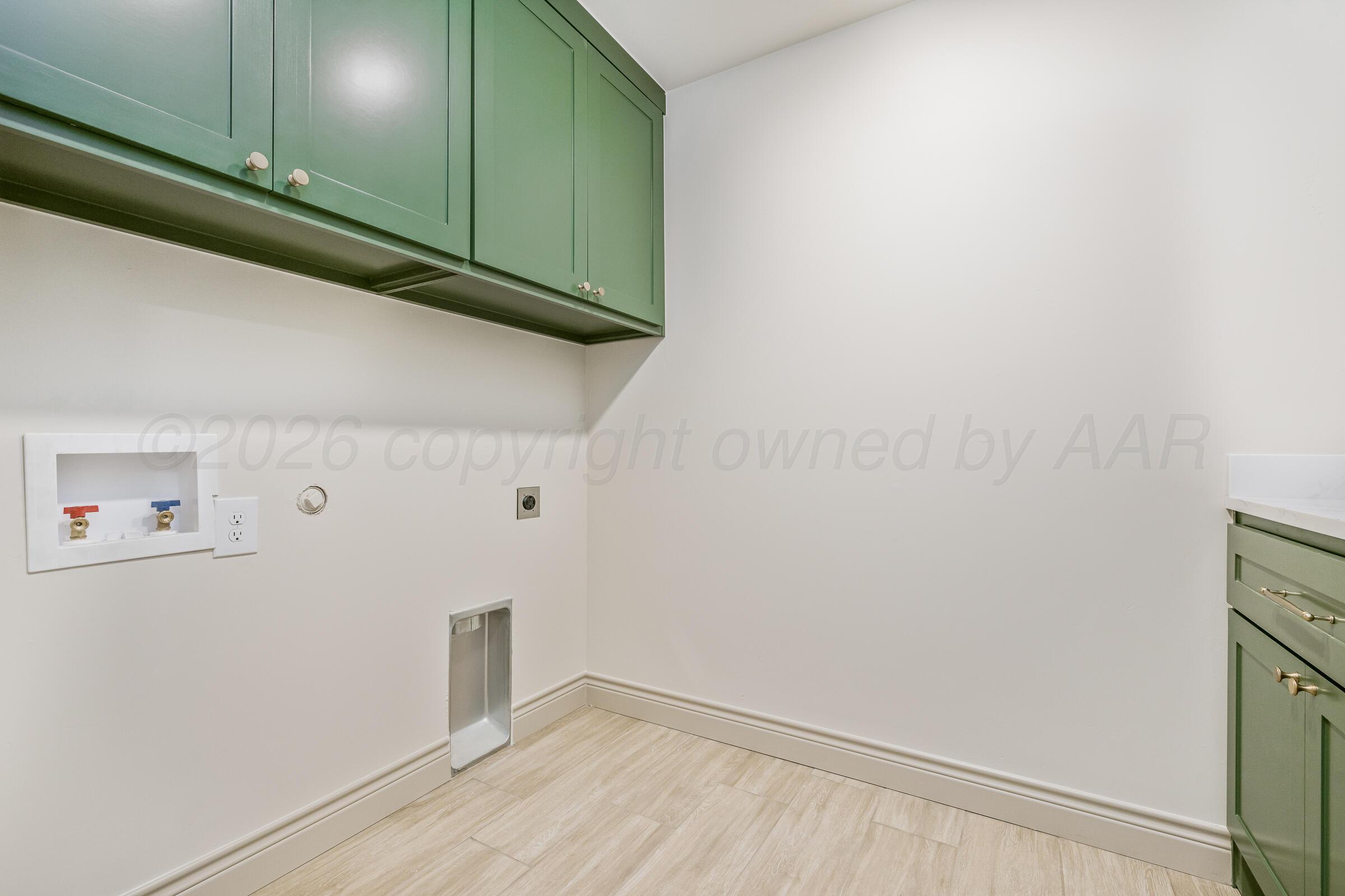 3208 S Austin Street Property Photo 17