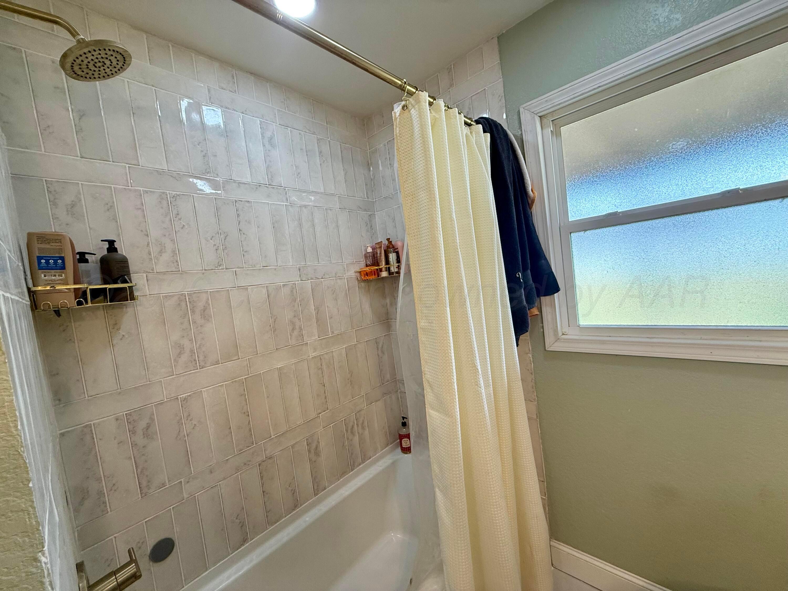 308 Allen Avenue Property Photo 10