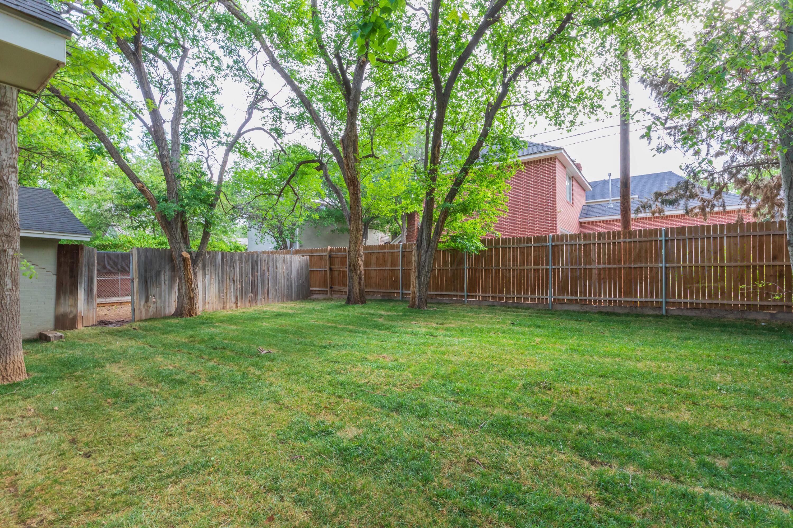 2609 Parker Street Property Photo 45