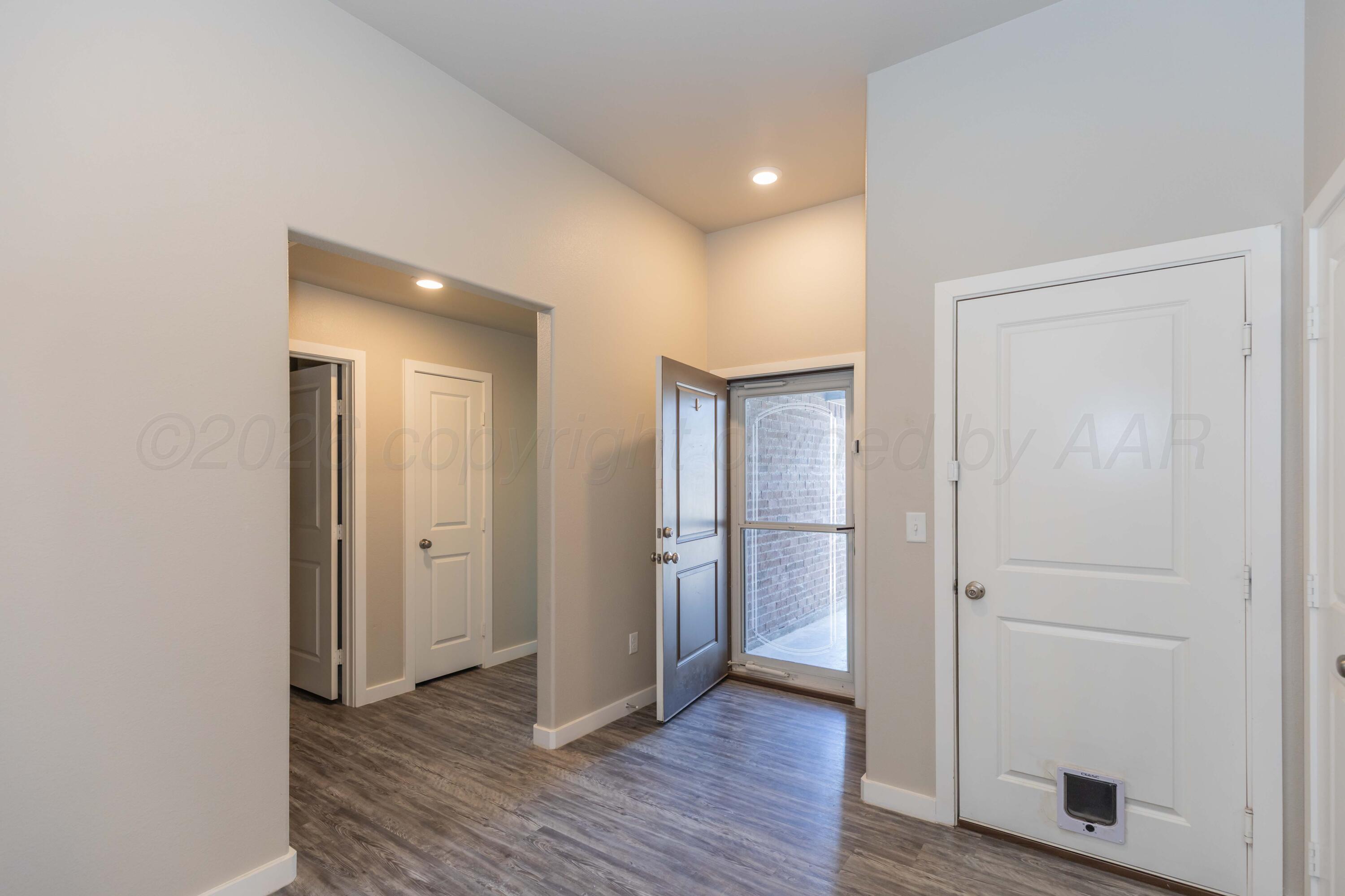 1837 Lullwater Road Property Photo 3