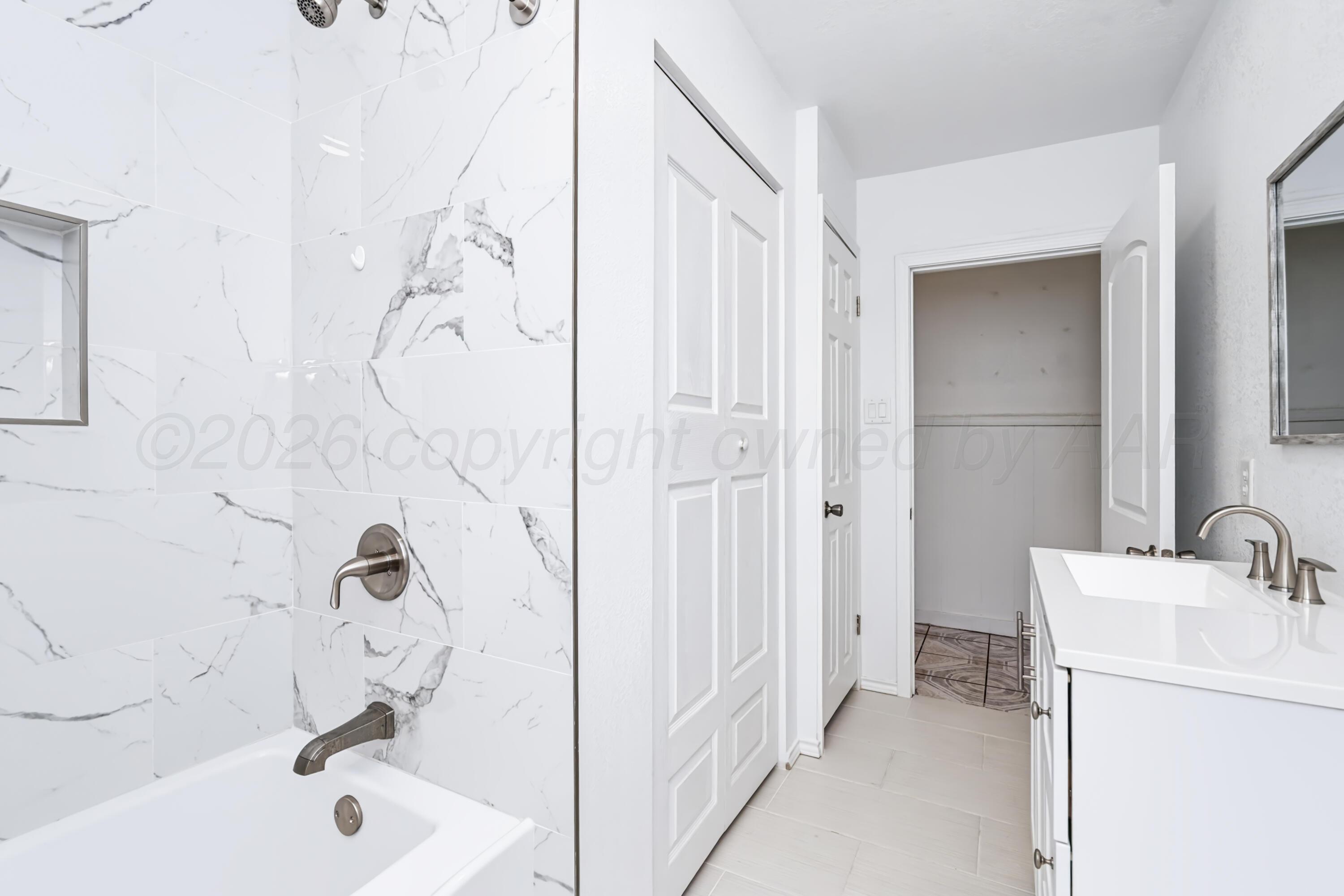 608 Avenue K Property Photo 27