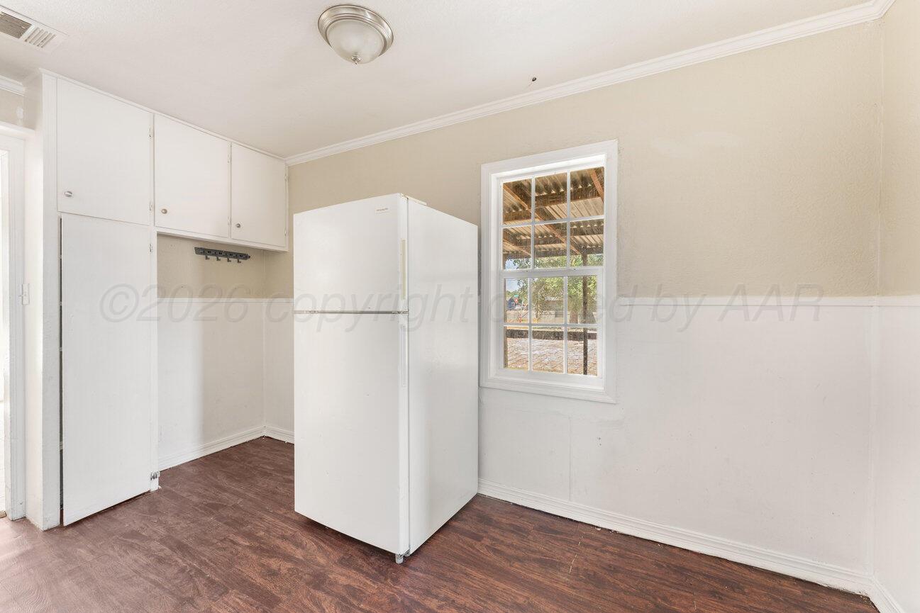2613 Sanborn Street Property Photo 14