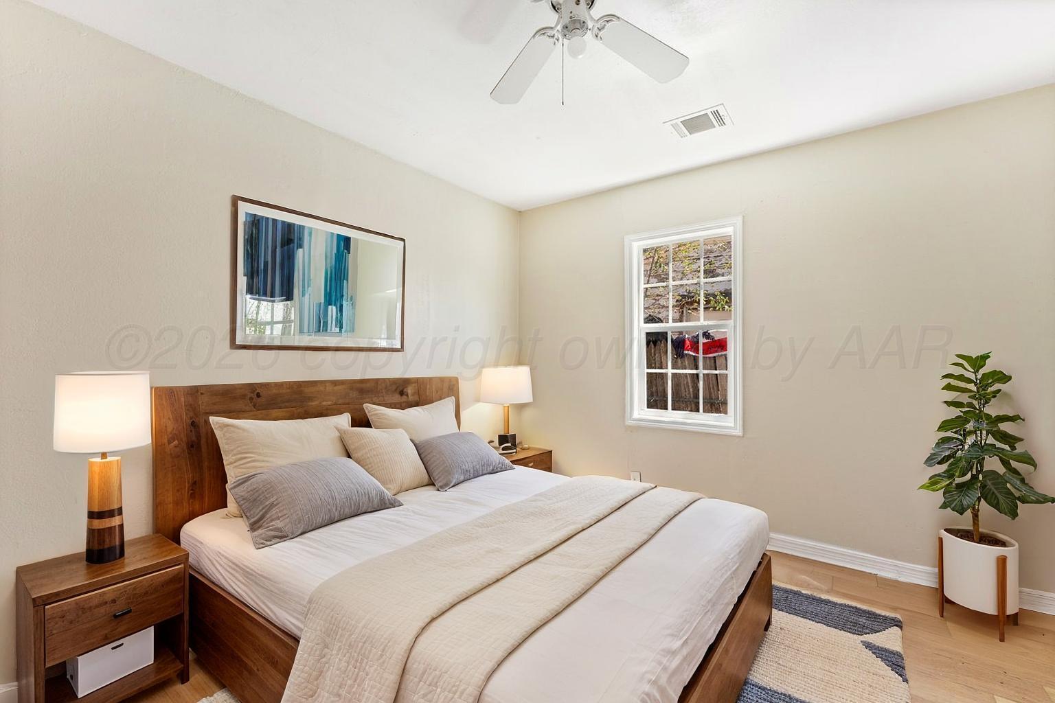 2613 Sanborn Street Property Photo 22