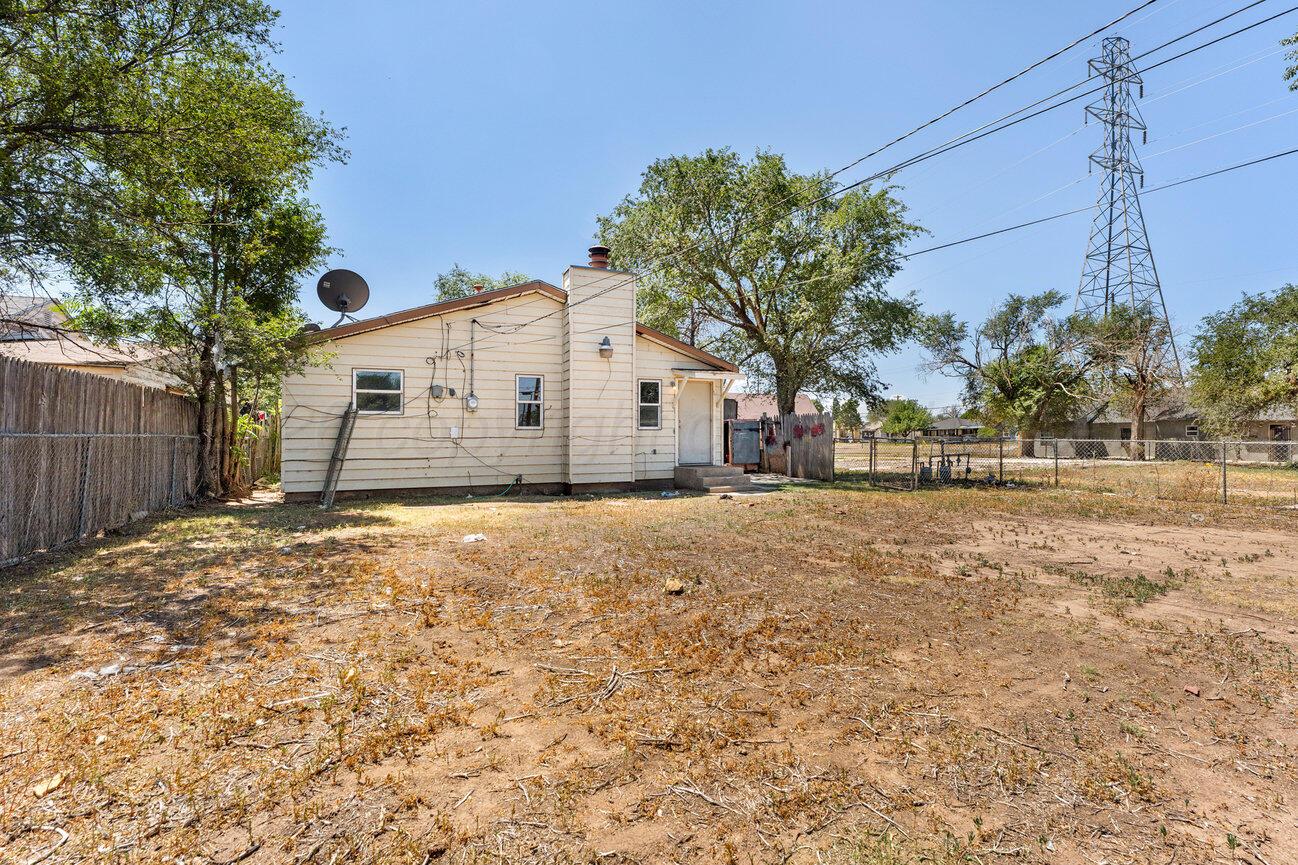 2613 Sanborn Street Property Photo 25