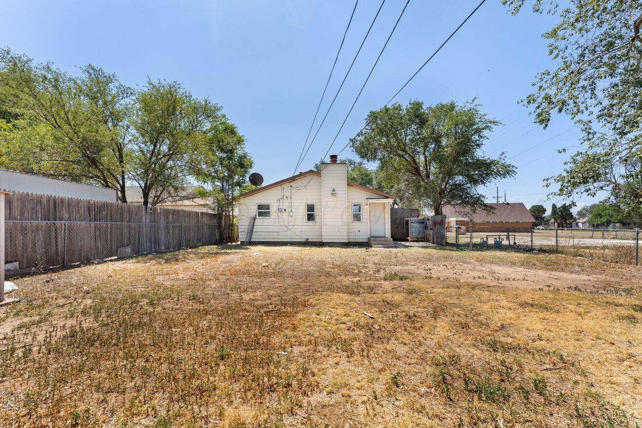 2613 Sanborn Street Property Photo 28