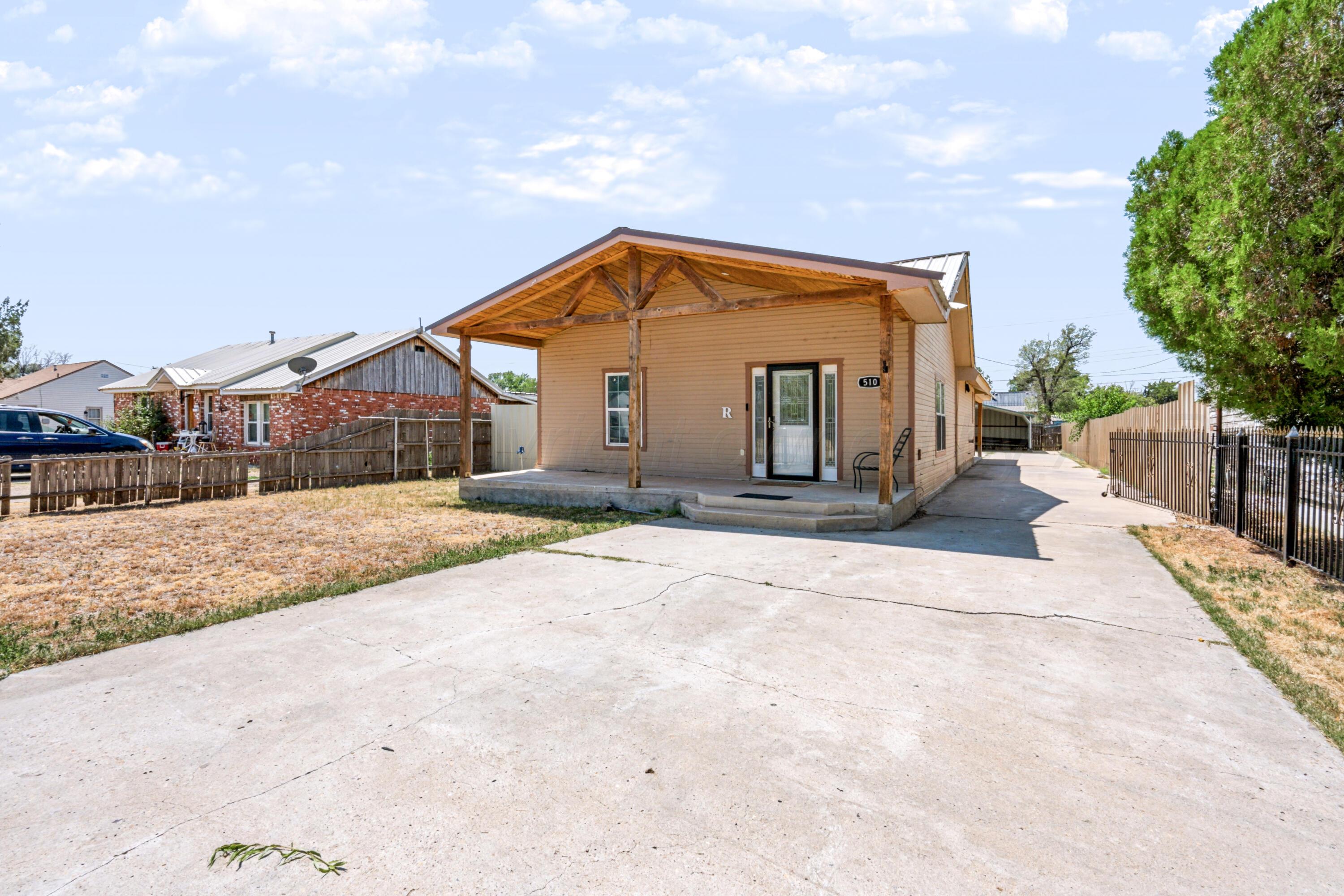 510 Durrett Property Photo 3