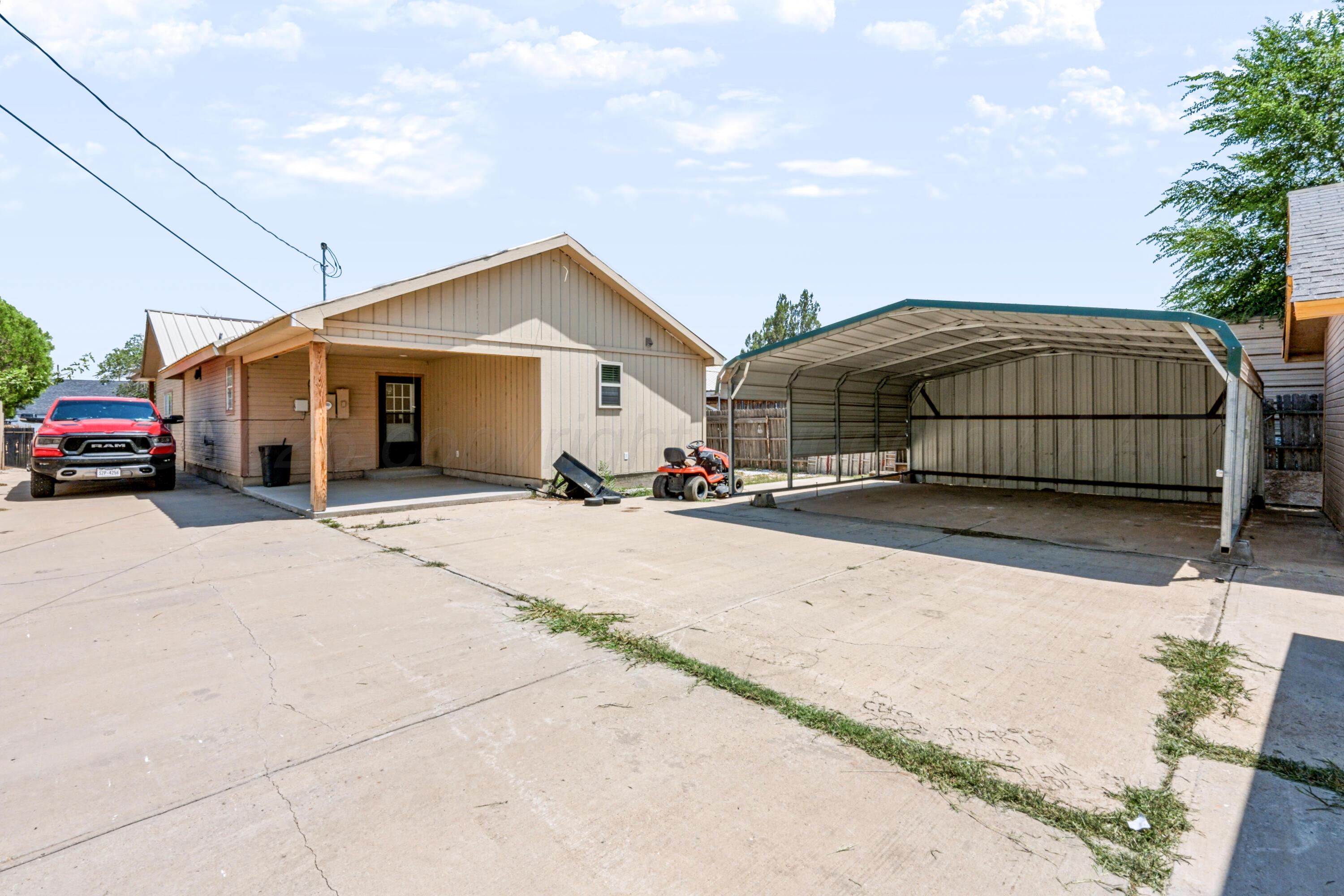 510 Durrett Property Photo 37