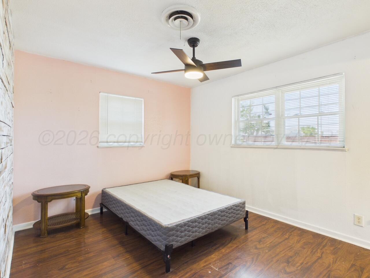1000 Triangle Drive Property Photo 11