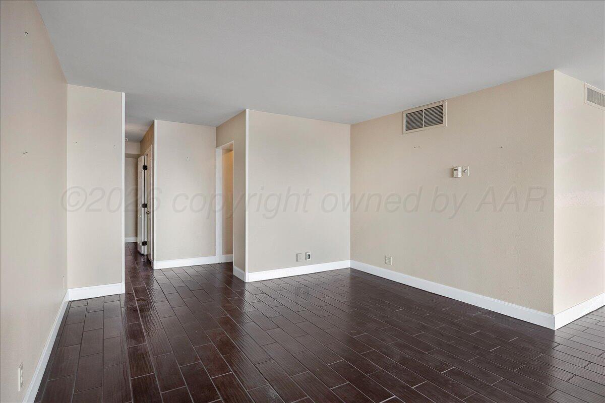 2028 S Austin #907 Street Property Photo 10