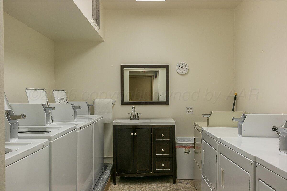 2028 S Austin #907 Street Property Photo 42