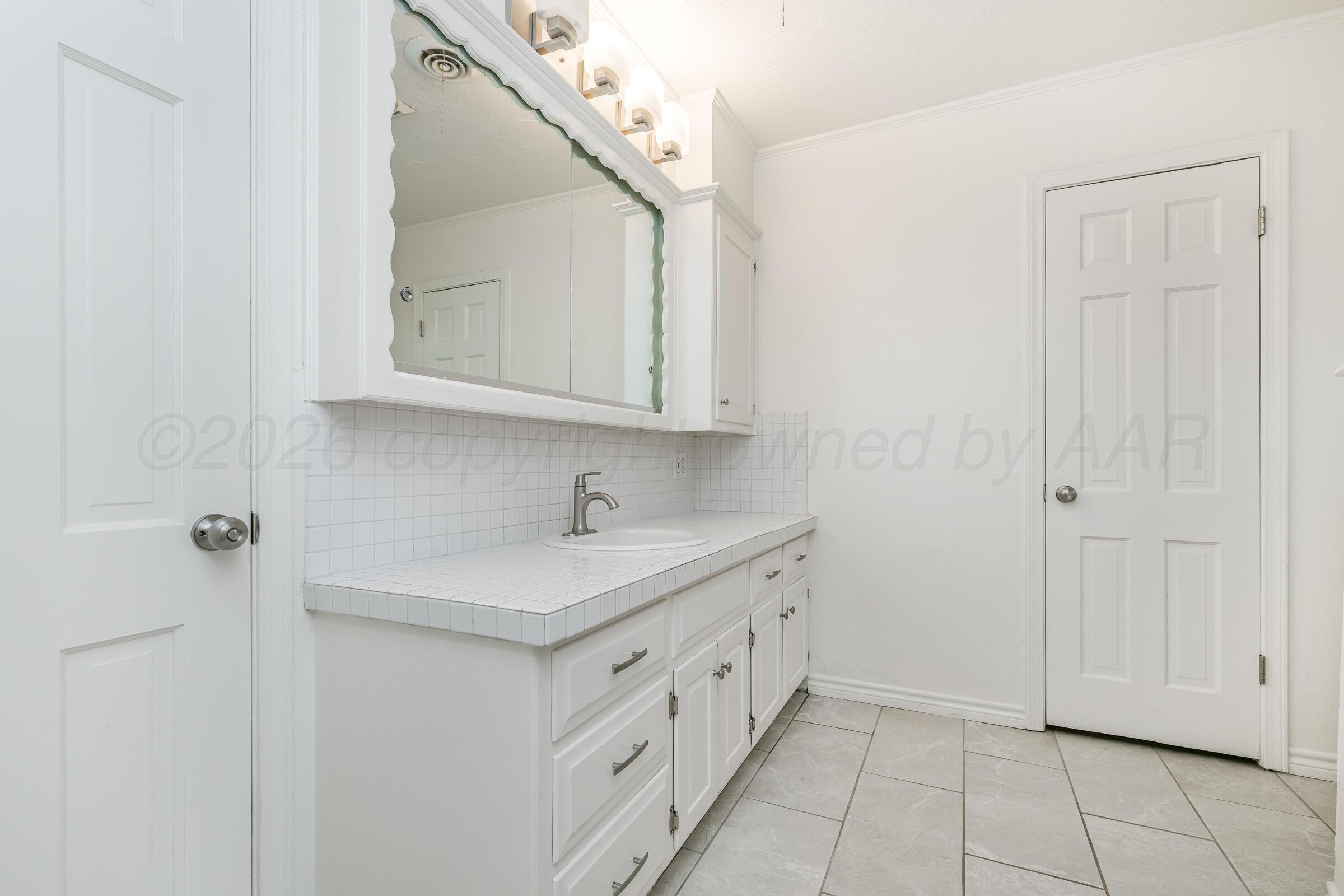 7202 Dreyfuss Road Property Photo 16