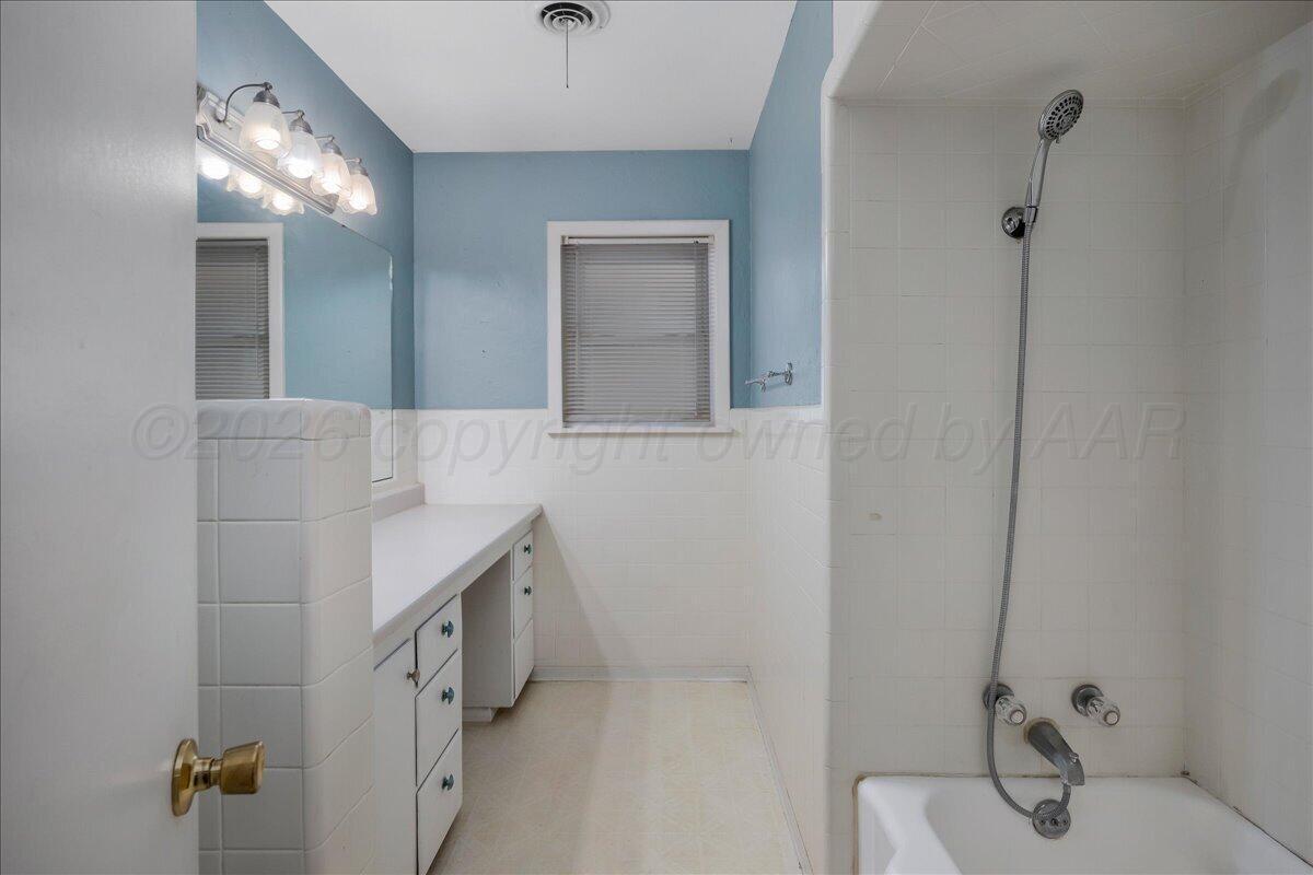 3712 S Virginia Street Property Photo 20